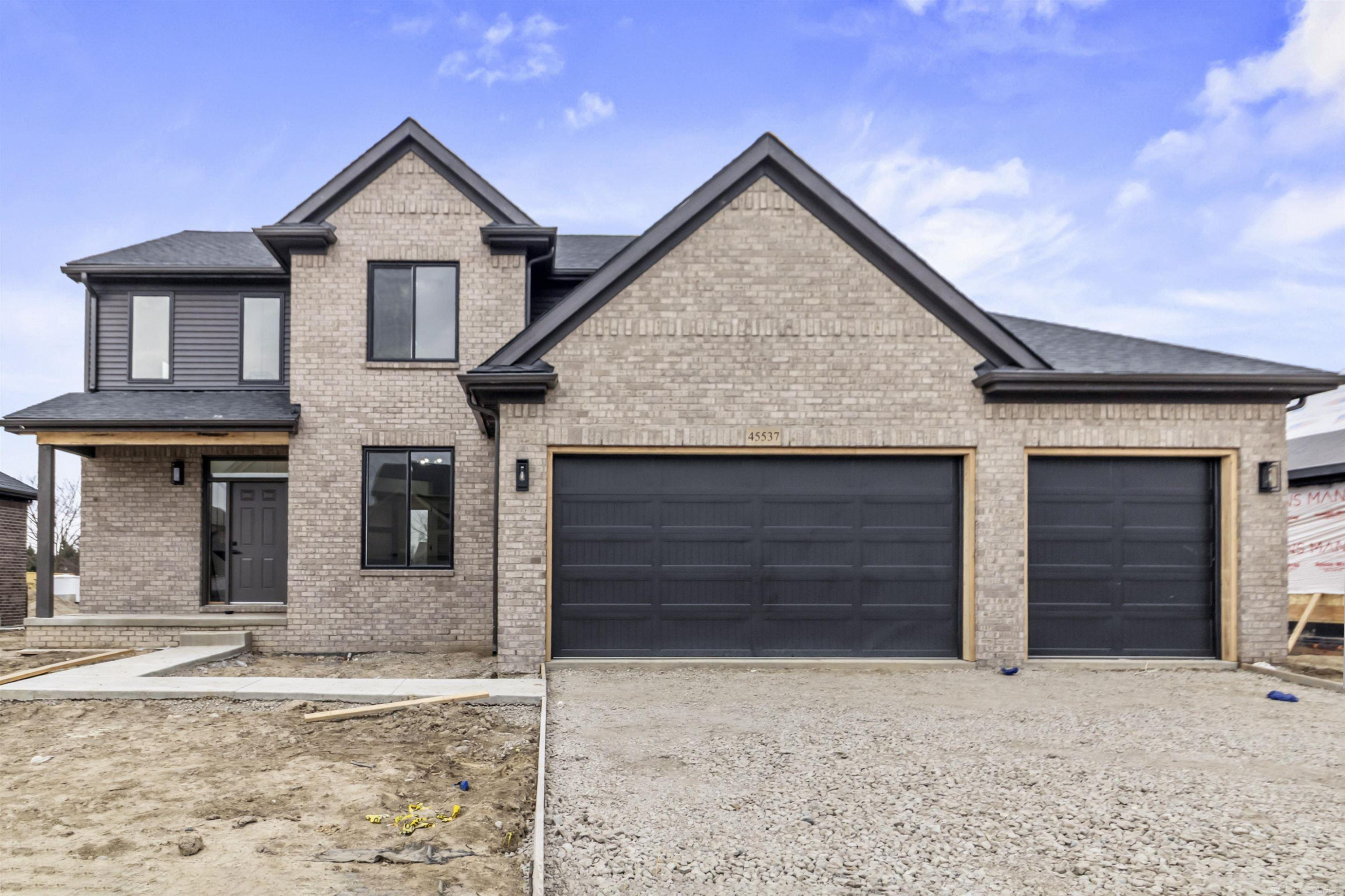 45537 Gable Drive, Macomb, MI 48088 — Photo 2