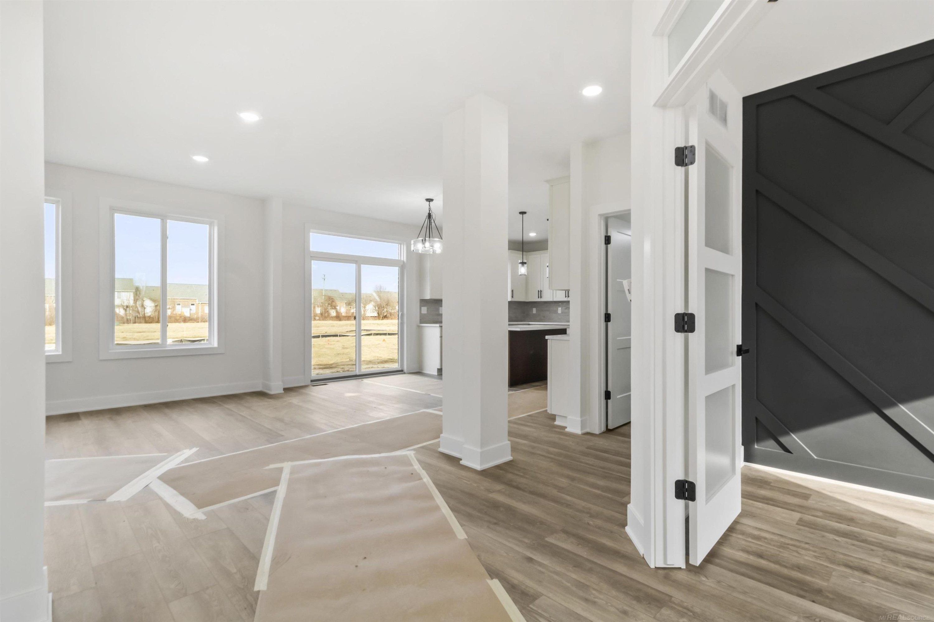45537 Gable Drive, Macomb, MI 48088 — Photo 4