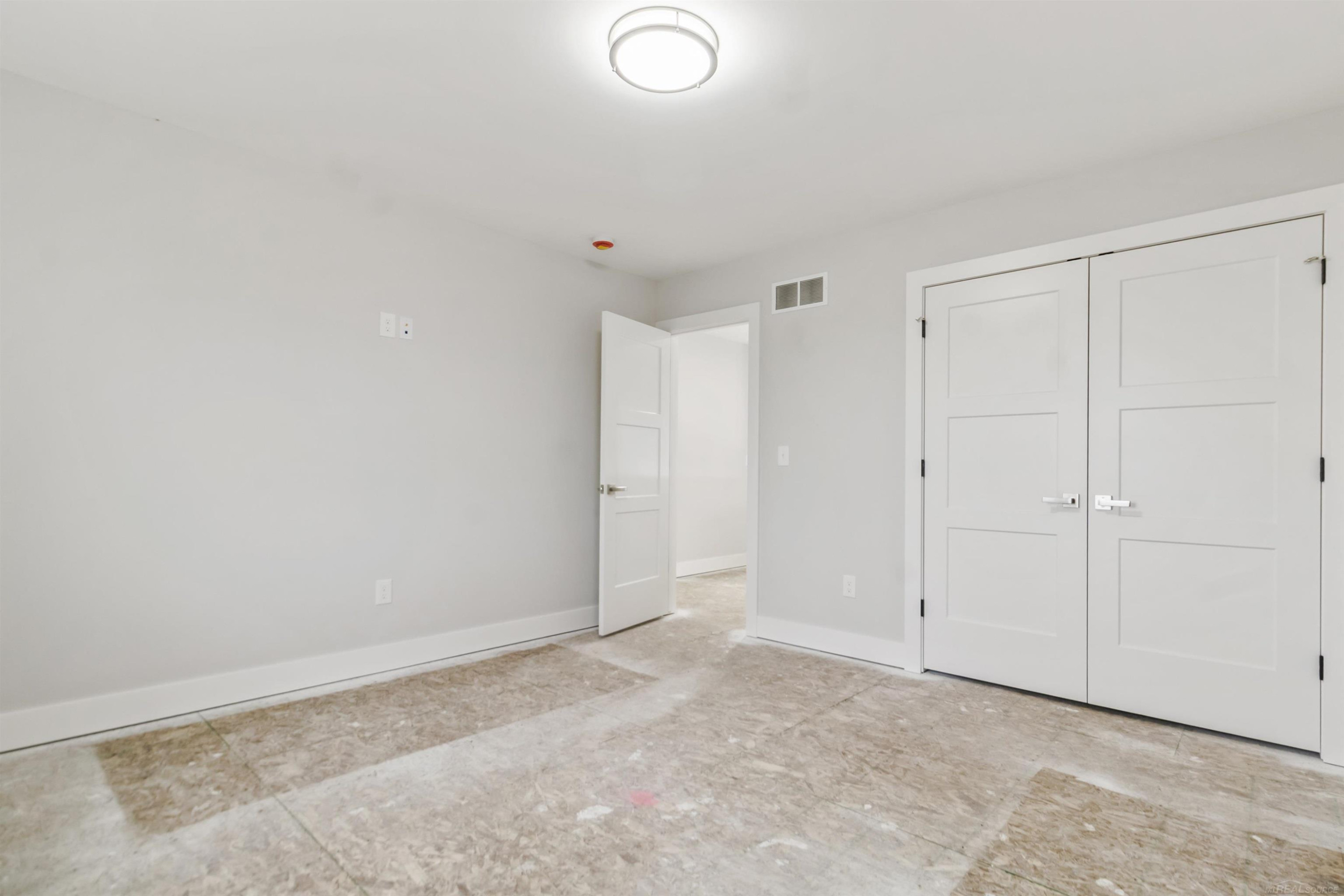45537 Gable Drive, Macomb, MI 48088 — Photo 25