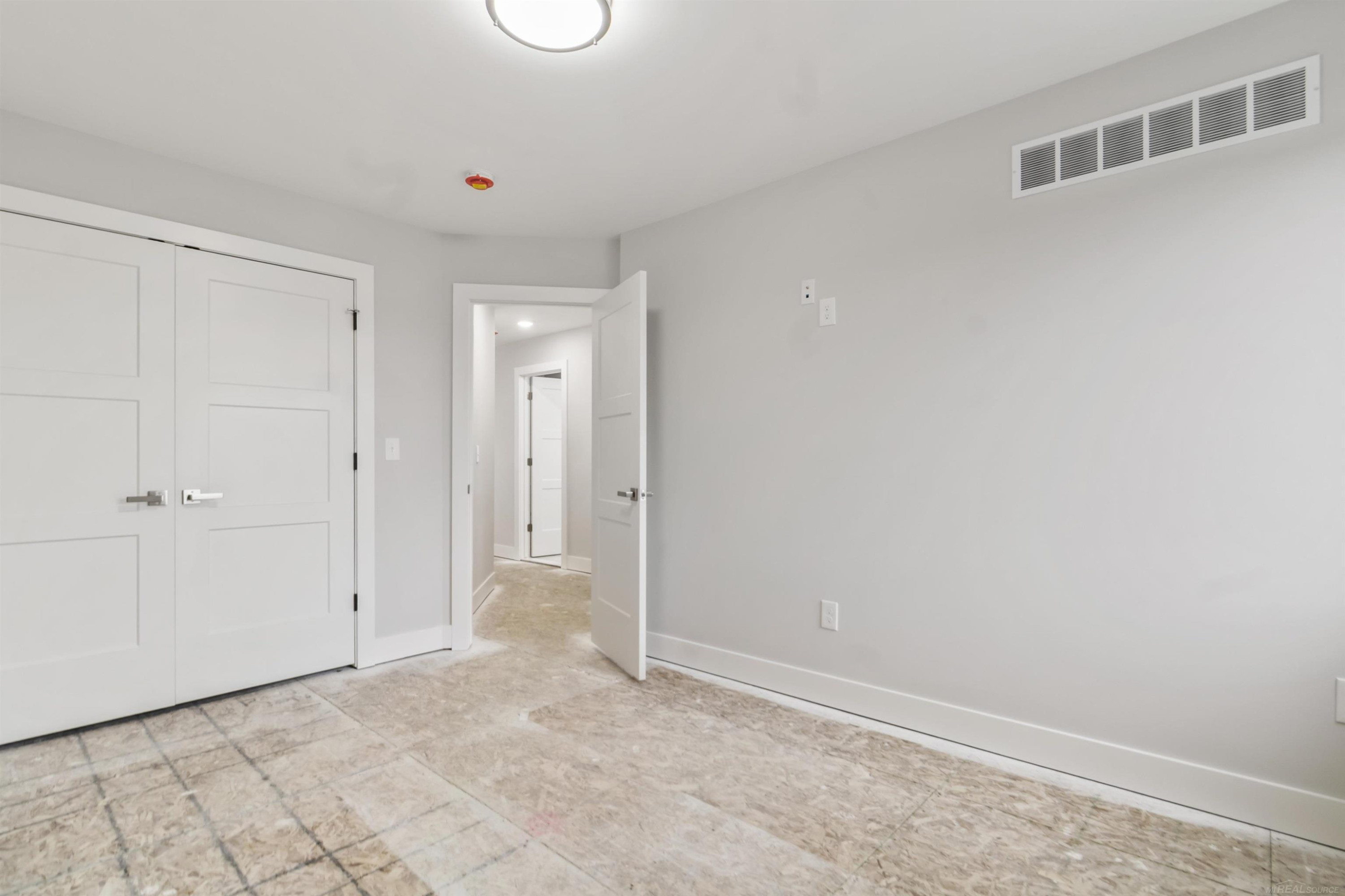 45537 Gable Drive, Macomb, MI 48088 — Photo 28