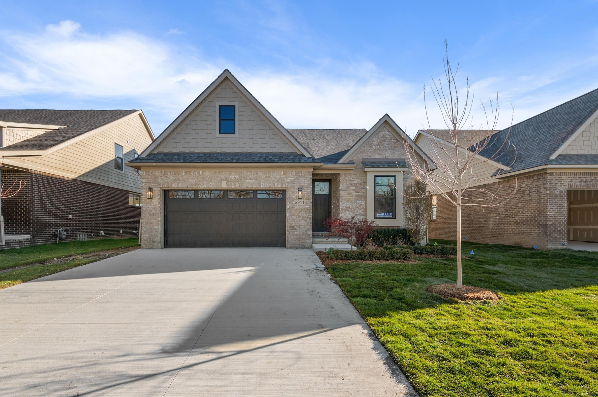 5944 Willow Grove Drive, Troy, MI 48085 — Photo 2