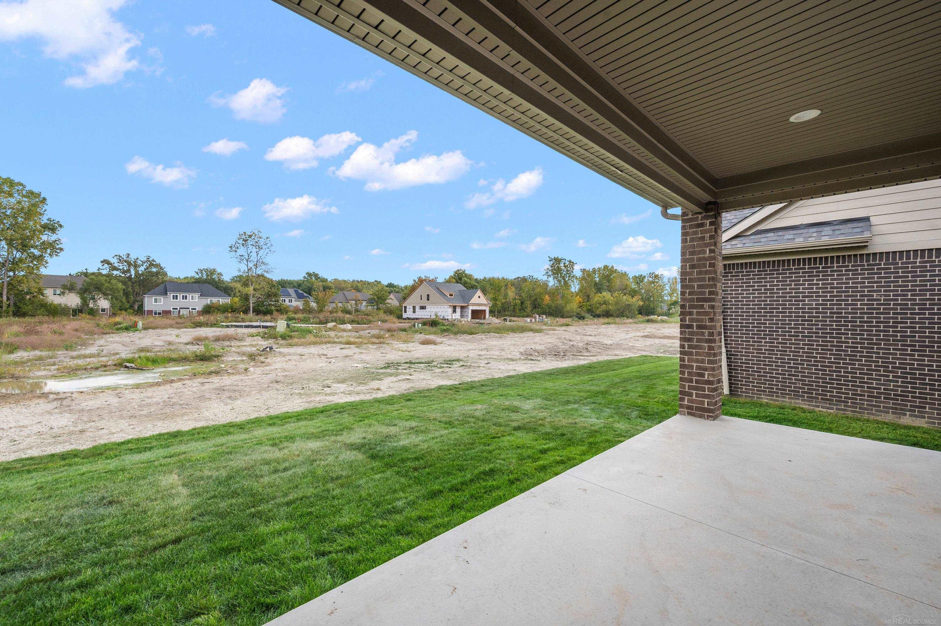 5944 Willow Grove Drive, Troy, MI 48085 — Photo 43