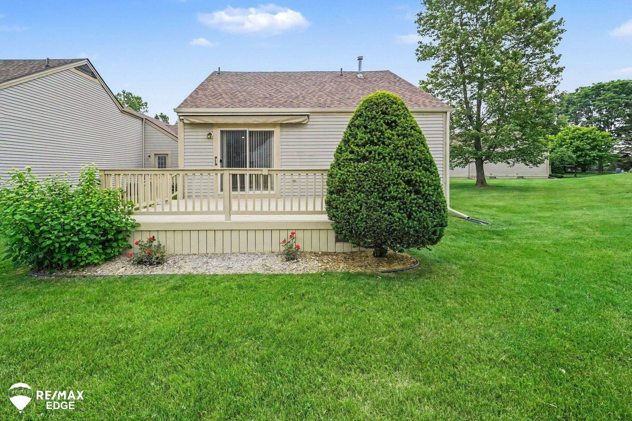 9606 Creek View Court, 107, Davison, MI 48423 — Photo 16