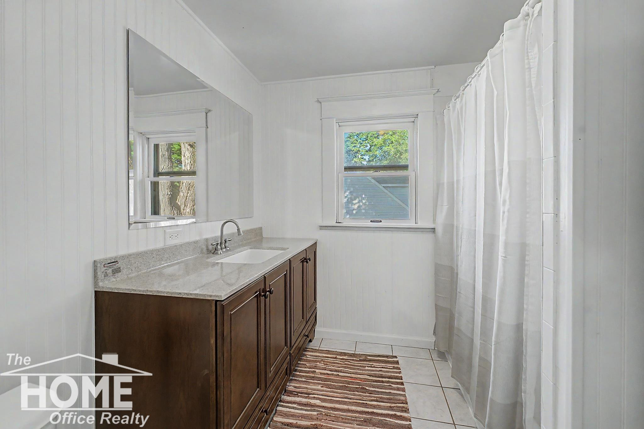 432-434 E Oliver Street, Owosso, MI 48867 — Photo 8
