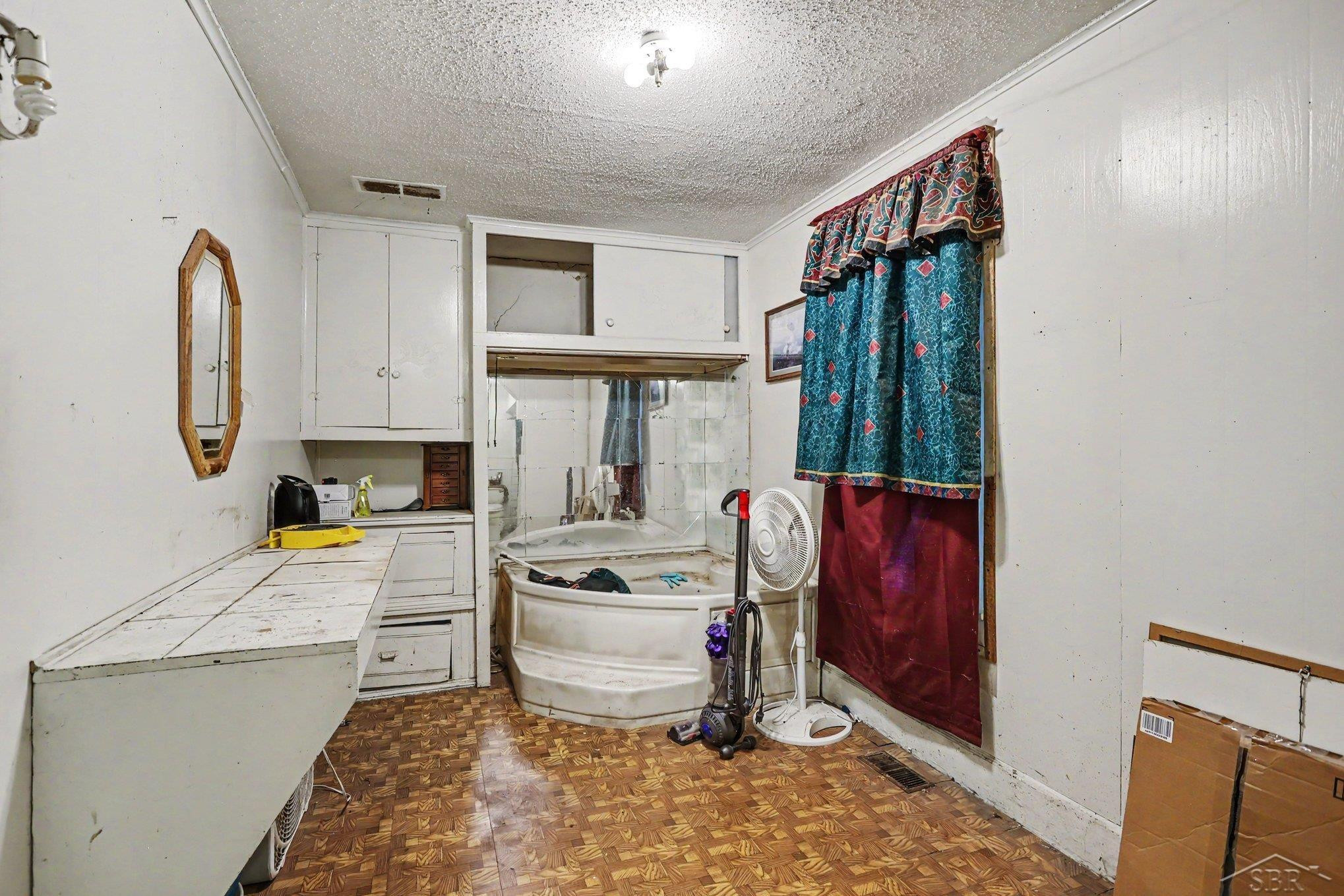 422 S Saginaw Street, Saint Charles, MI 48655 — Photo 9