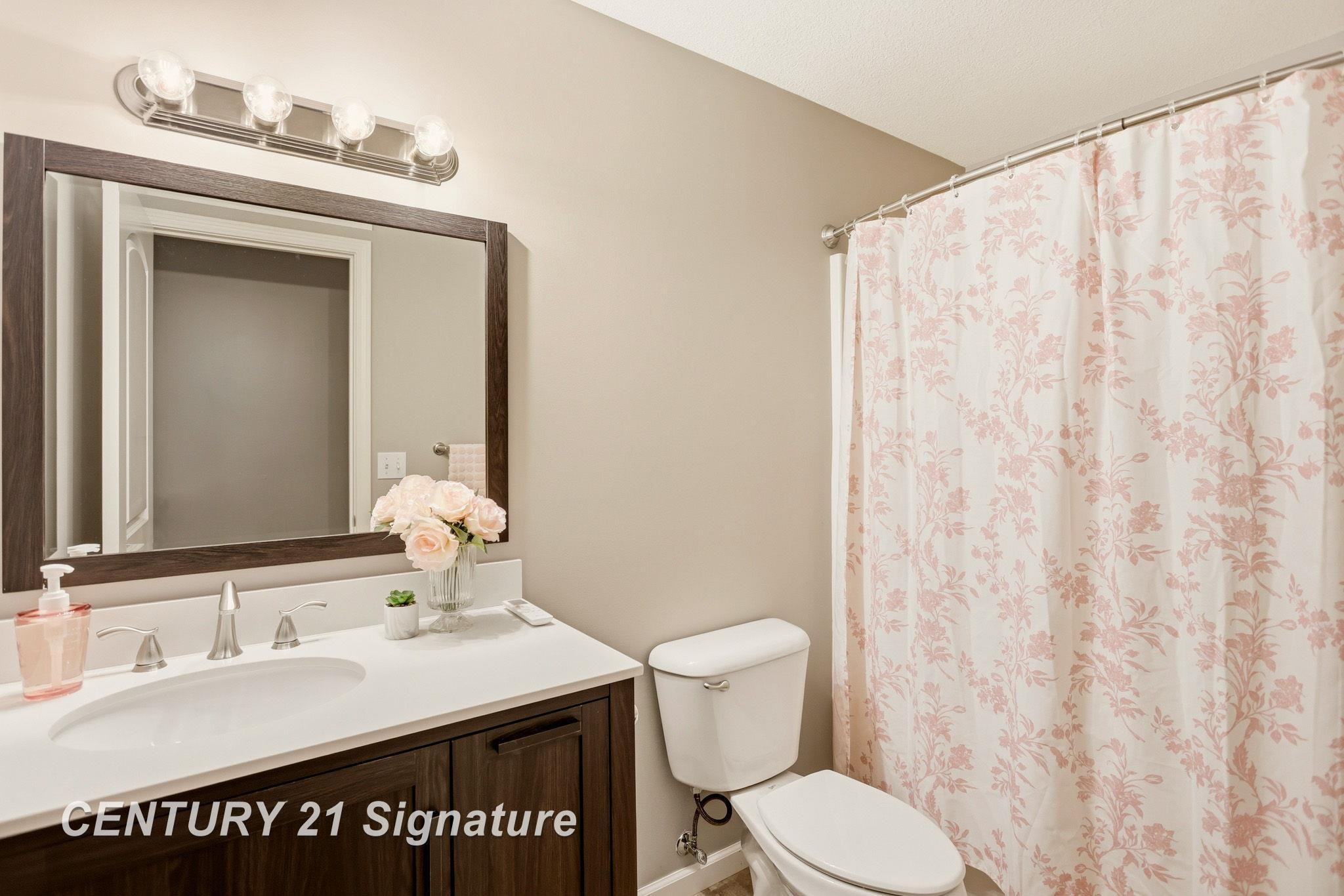 8433 Waxwing Drive, Freeland, MI 48623 — Photo 29