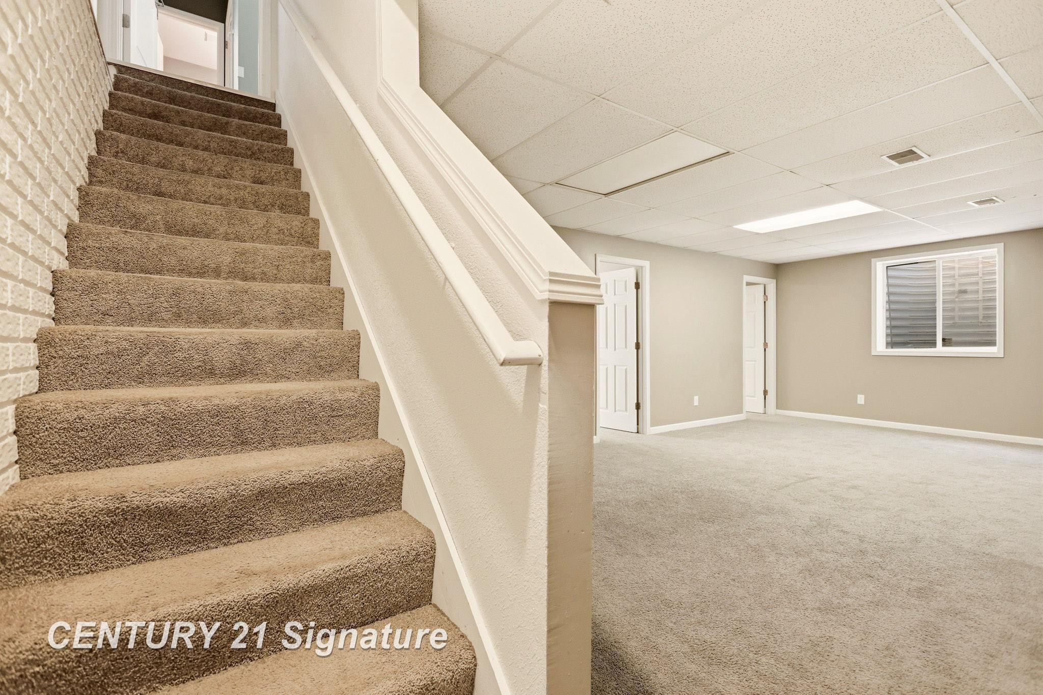 8433 Waxwing Drive, Freeland, MI 48623 — Photo 30