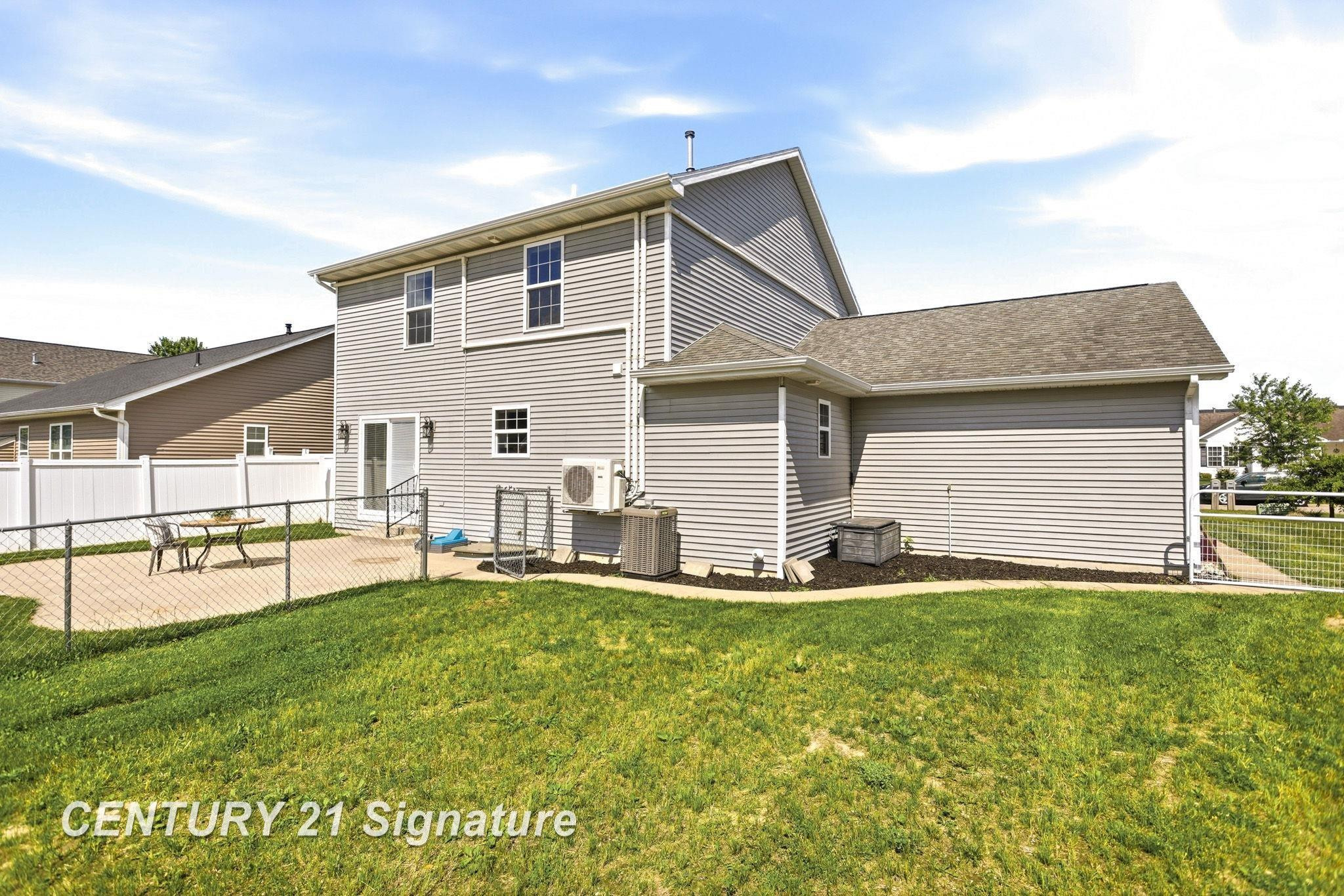 8433 Waxwing Drive, Freeland, MI 48623 — Photo 41