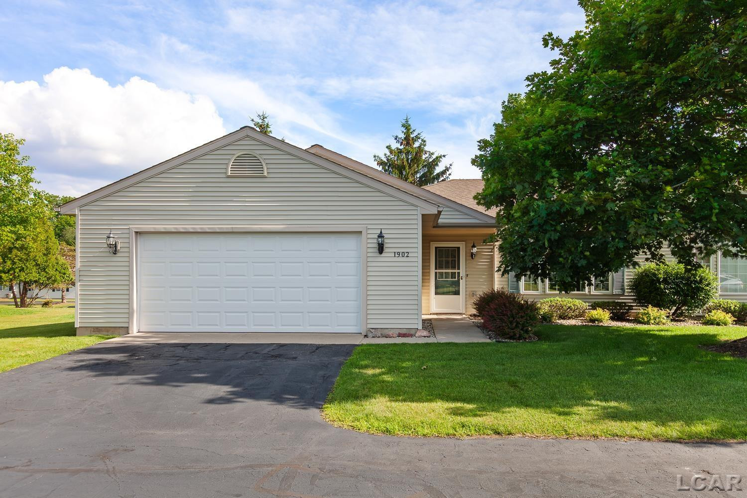 1902 STILLWATER Drive, Tecumseh, MI 49286 — Photo 23
