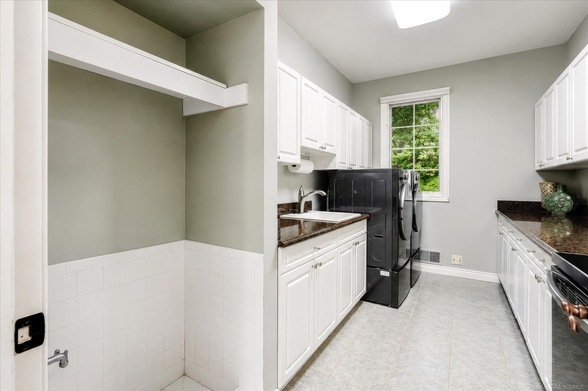 5539 Carrollton Court, Rochester, MI 48306 — Photo 37