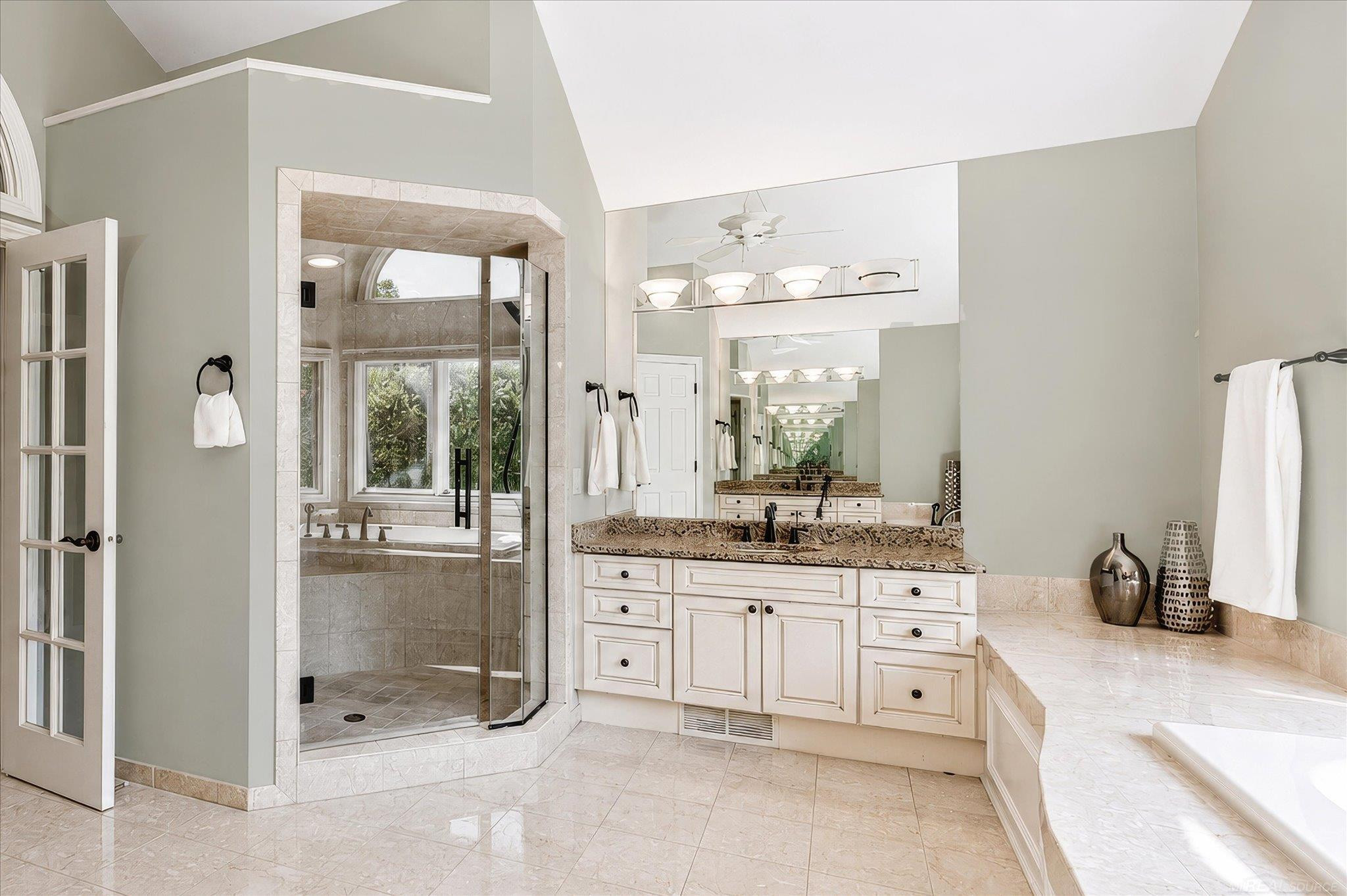 5539 Carrollton Court, Rochester, MI 48306 — Photo 56