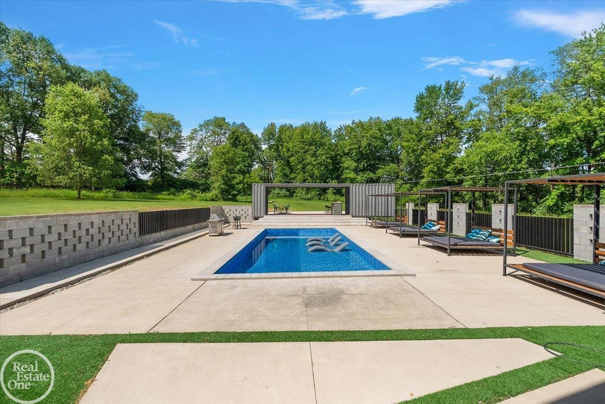 850 Frick Road, MI 48367 — Photo 12