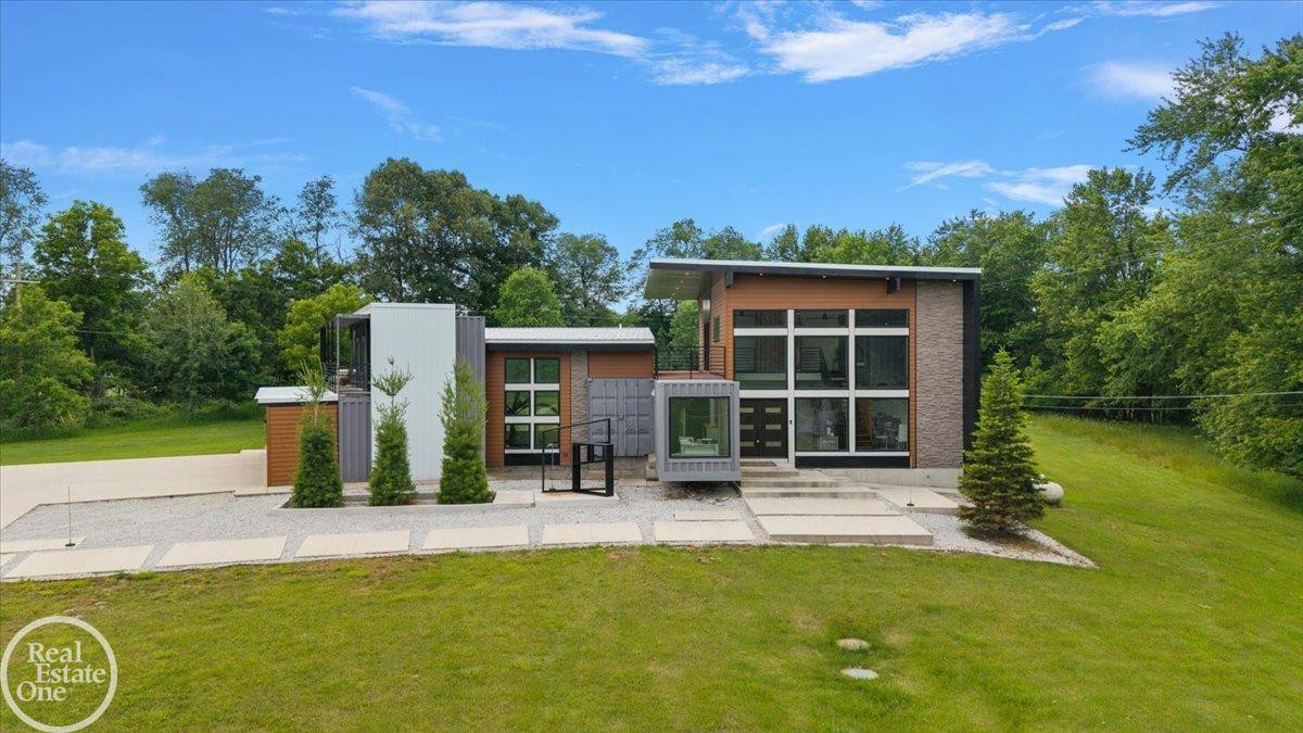 850 Frick Road, MI 48367 — Photo 47
