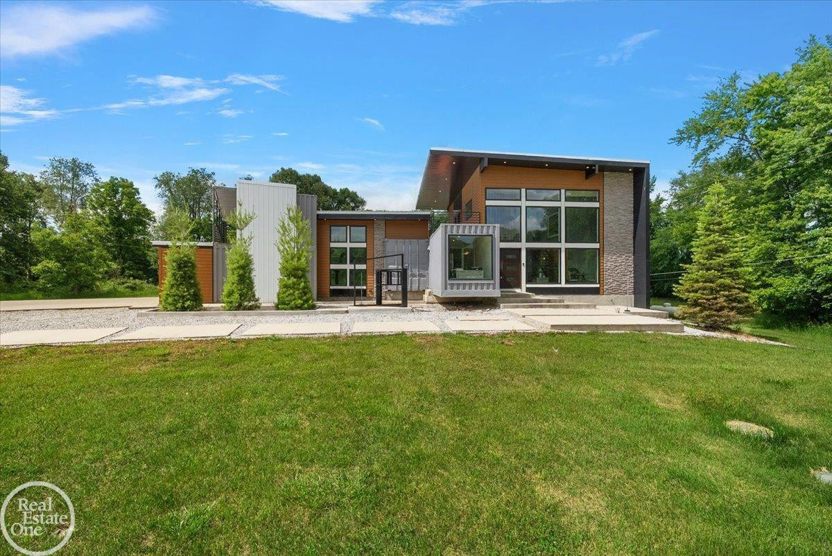850 Frick Road, MI 48367 — Photo 49