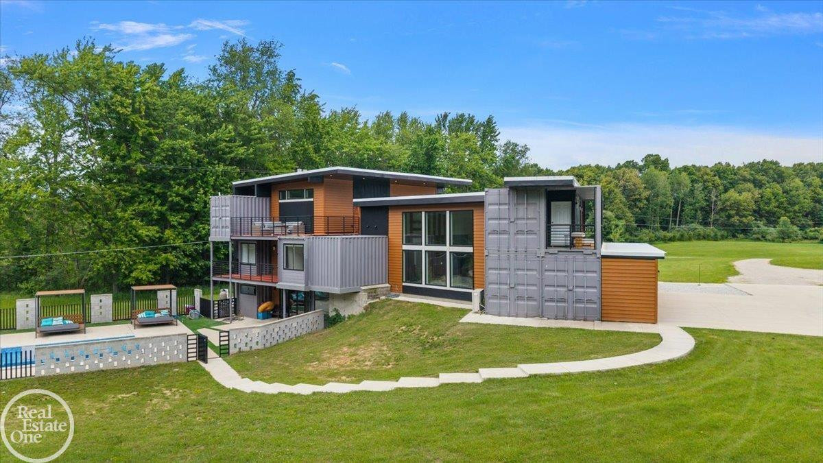 850 Frick Road, MI 48367 — Photo 53