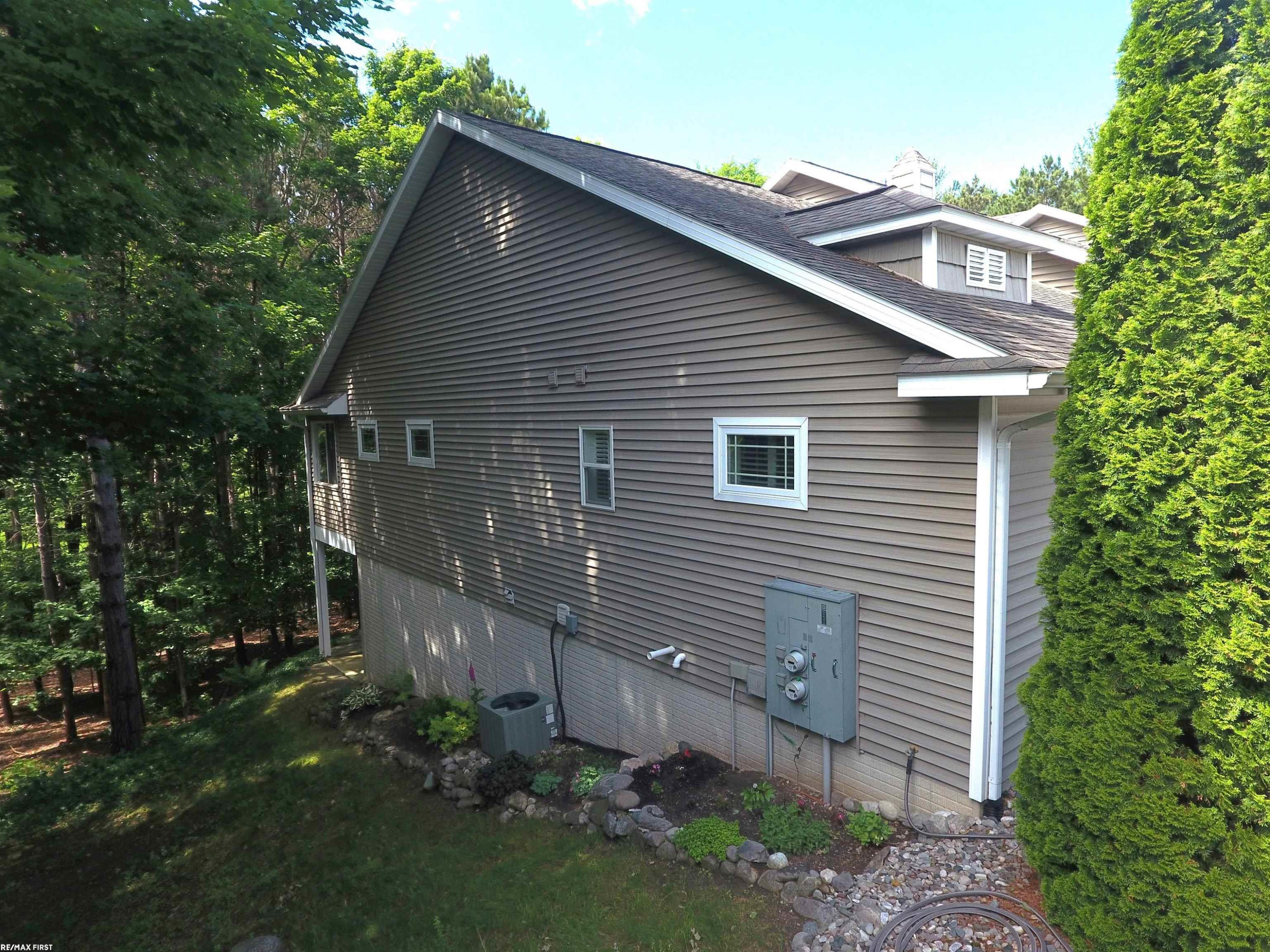 4575 Black Bear Drive, 65, Traverse City, MI 49685 — Photo 8