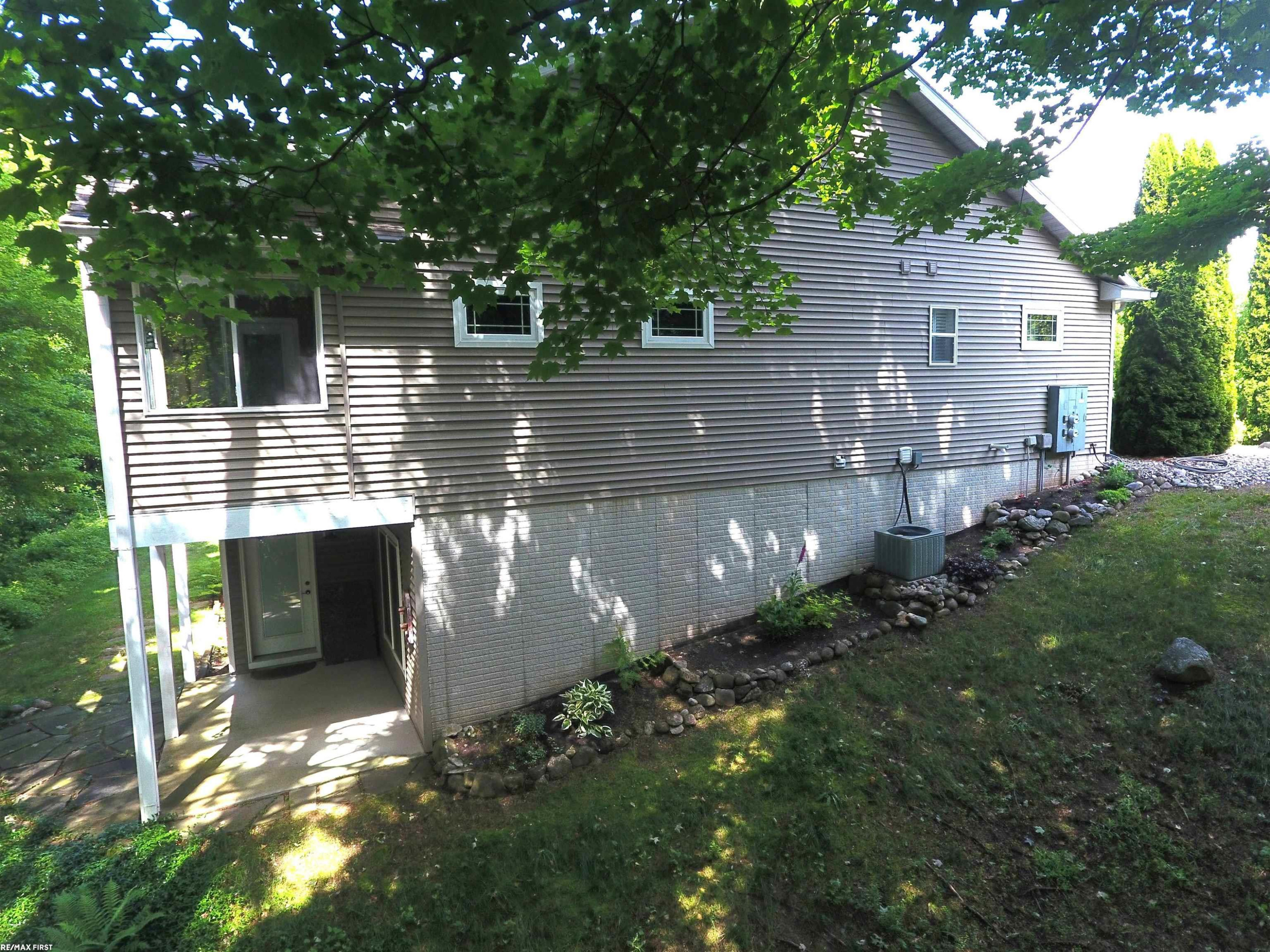 4575 Black Bear Drive, 65, Traverse City, MI 49685 — Photo 10