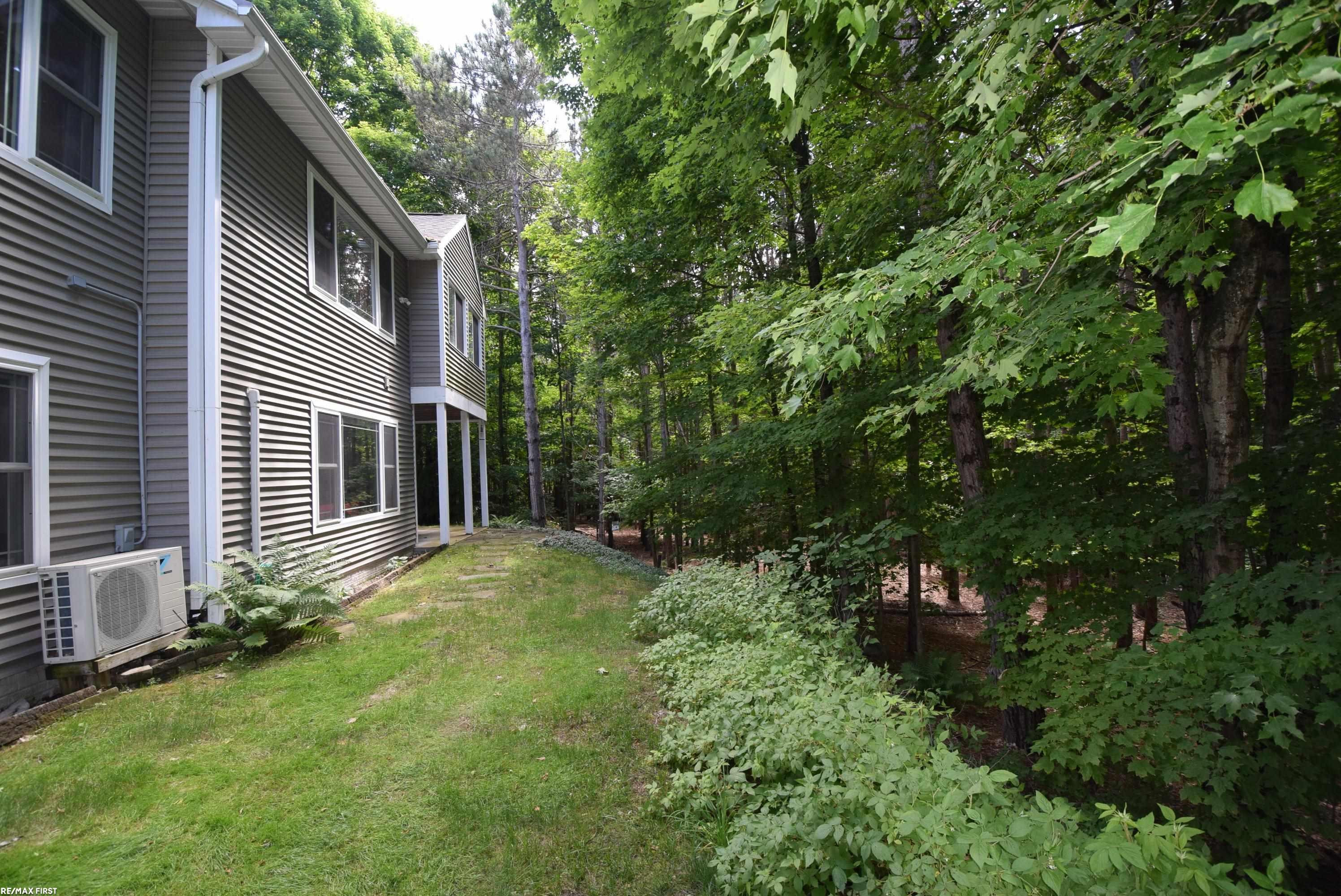 4575 Black Bear Drive, 65, Traverse City, MI 49685 — Photo 13