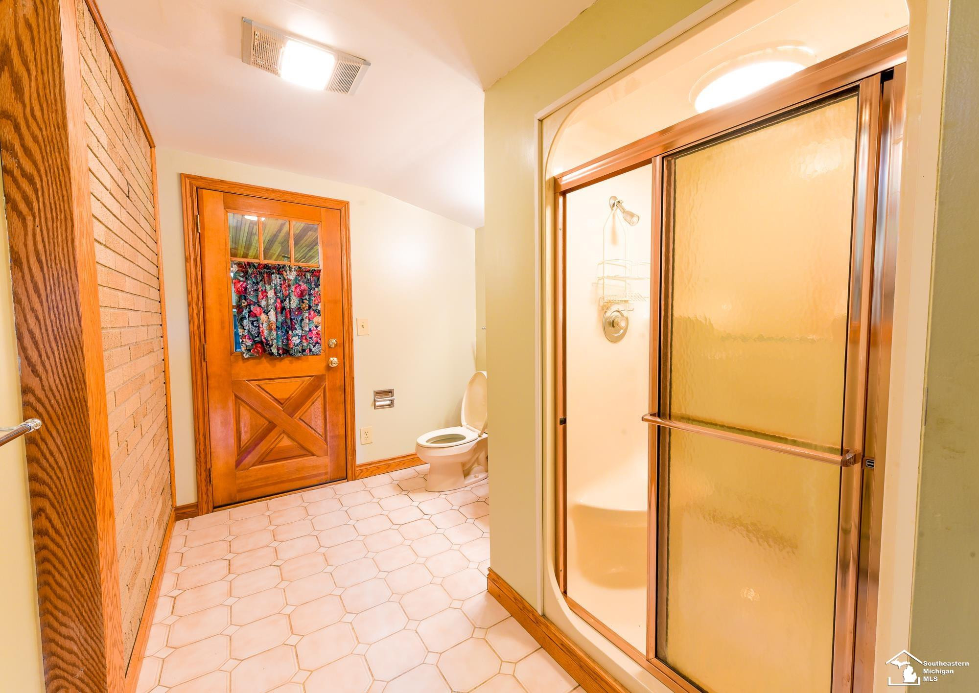 33920 Huron River Drive, New Boston, MI 48164 — Photo 16
