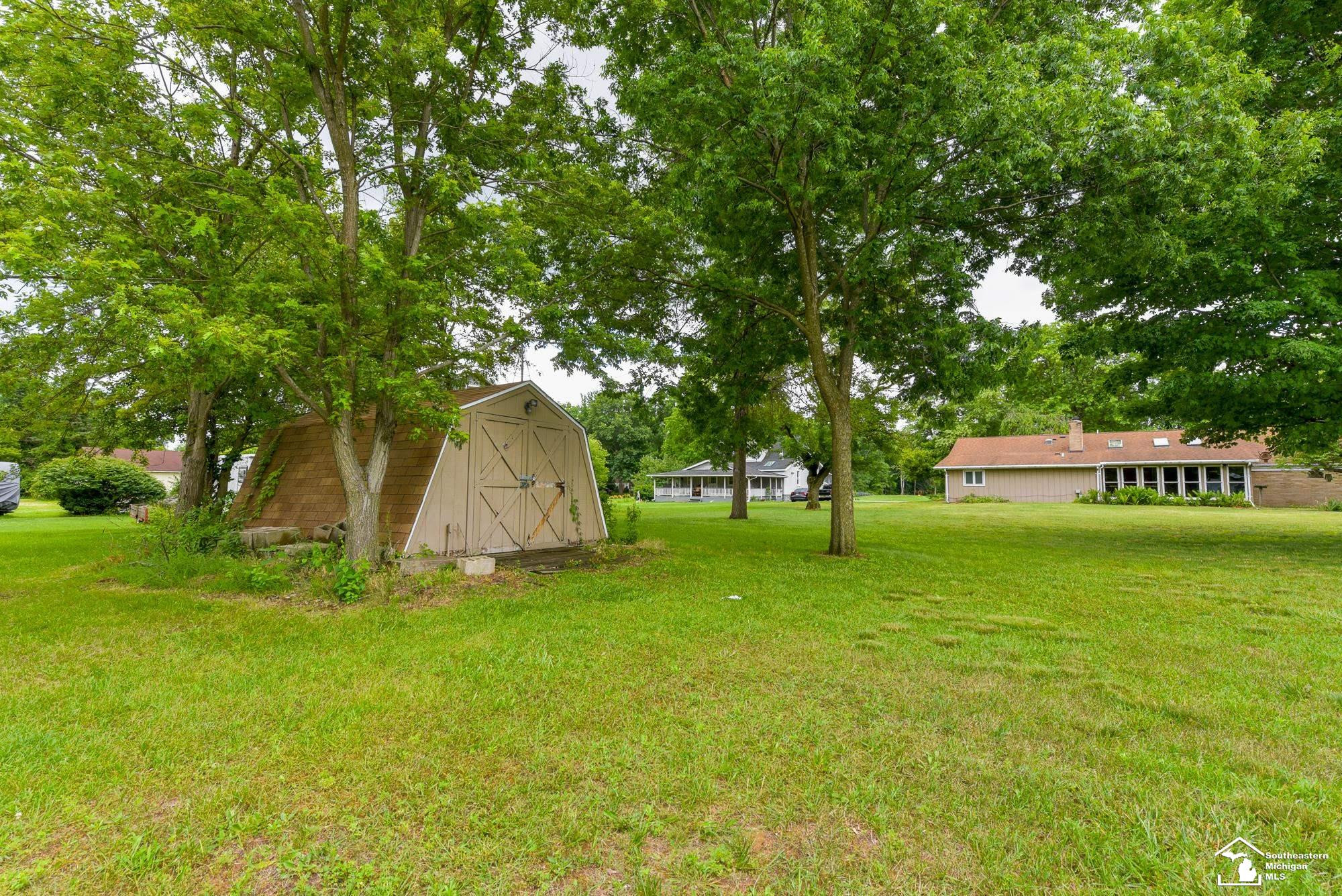 33920 Huron River Drive, New Boston, MI 48164 — Photo 40