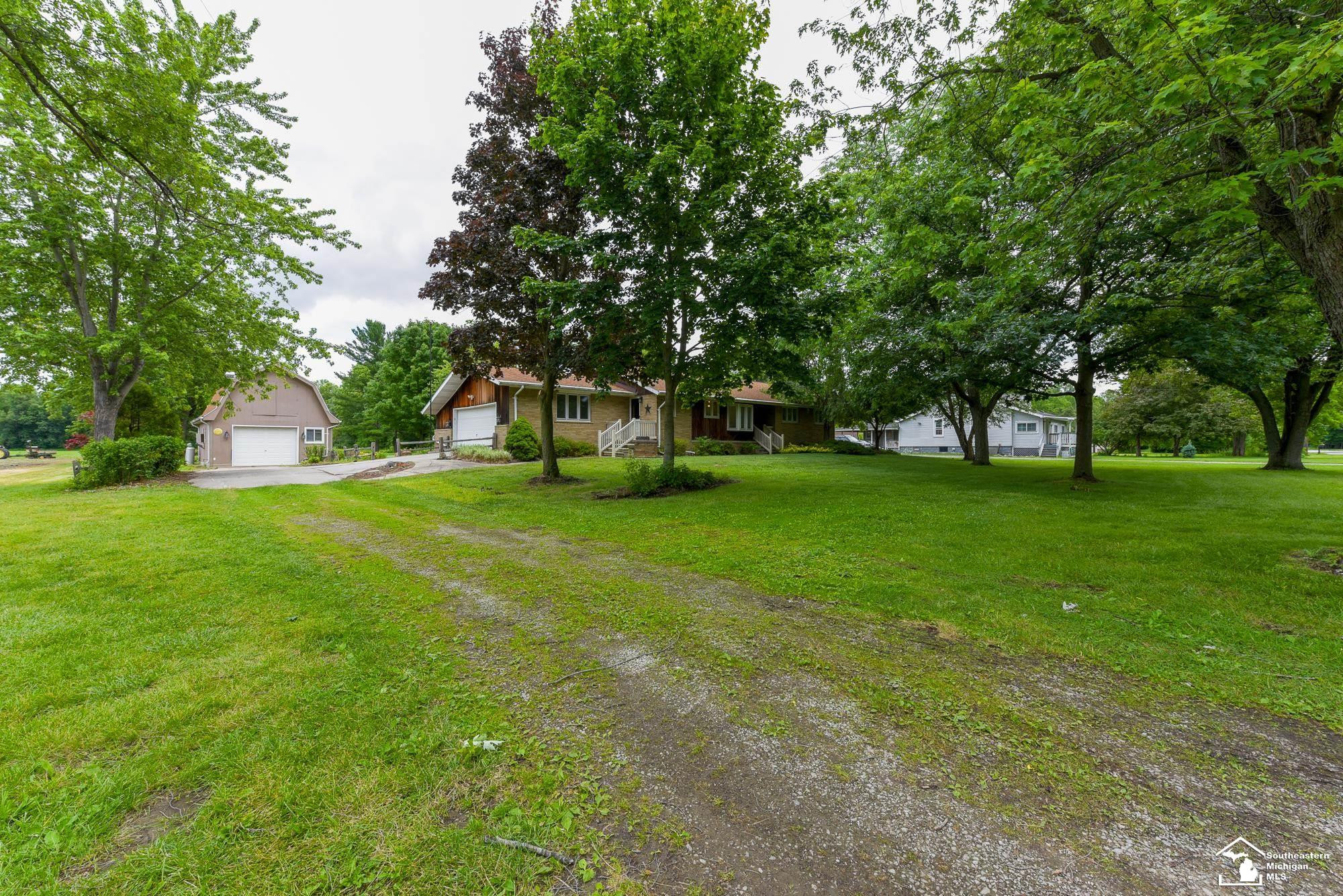 33920 Huron River Drive, New Boston, MI 48164 — Photo 48