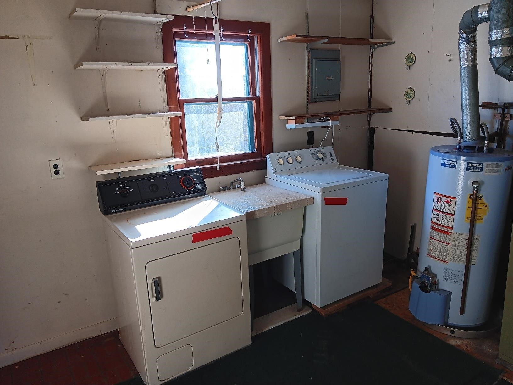 189 S Genesee Street, Montrose, MI 48457 — Photo 14