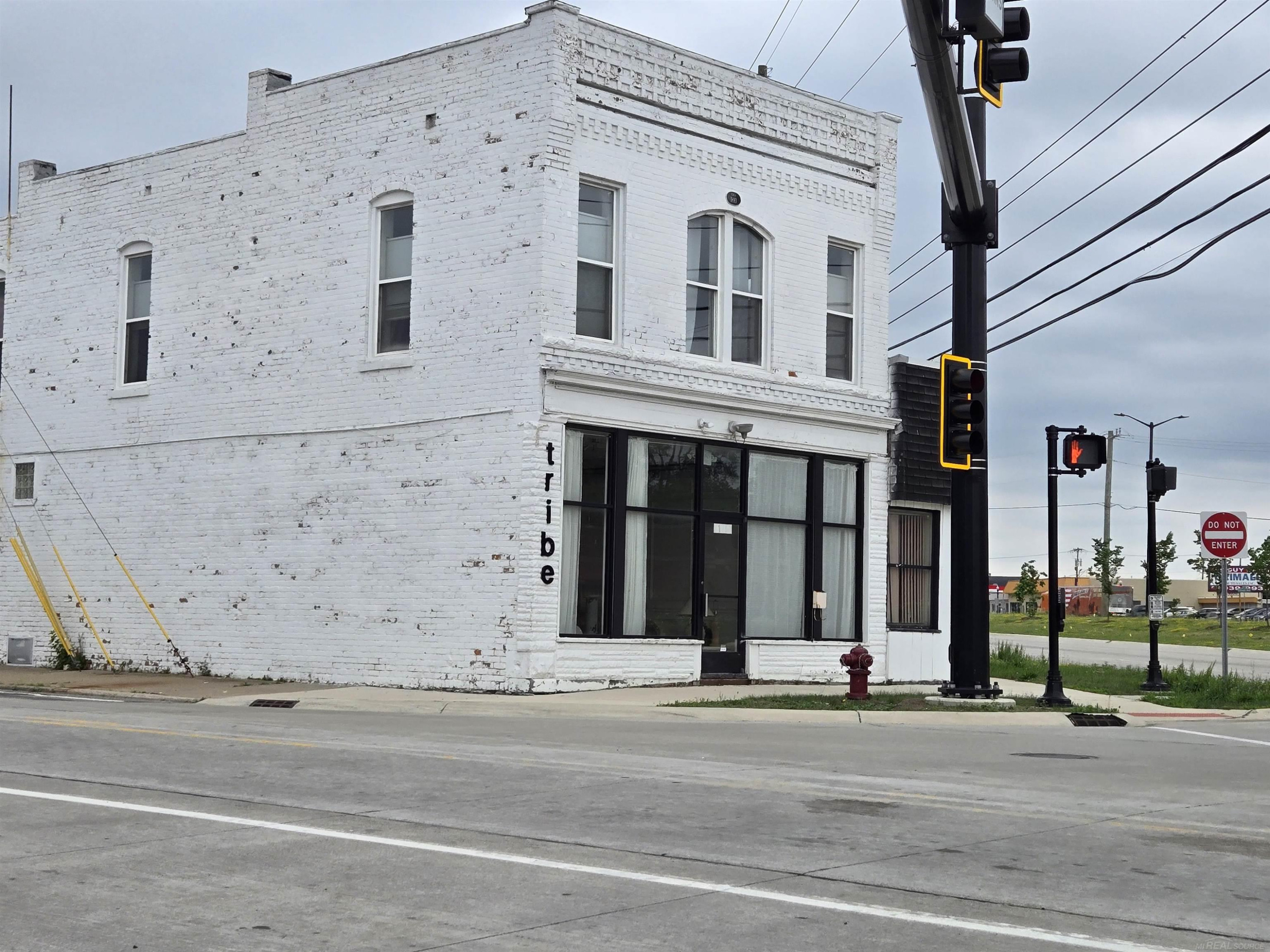 5924 Chicago Rd Street, Warren, MI 48092 — front exterior