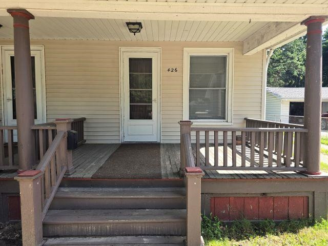 426 E Williams Street, Owosso, MI 48867 — Photo 3