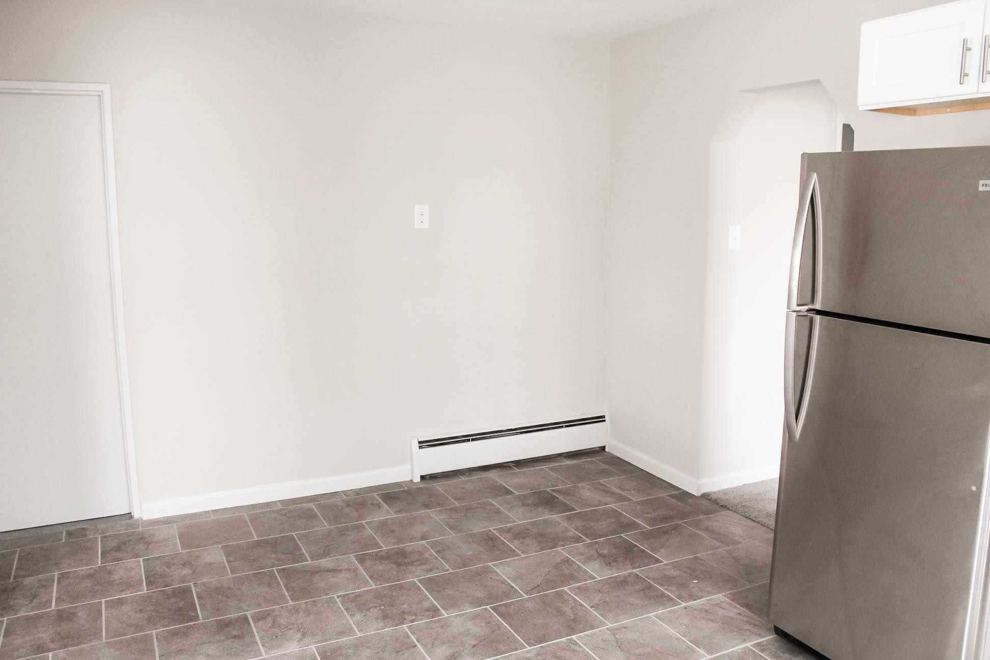 26096 Delton Street, MI 48071 — Photo 6