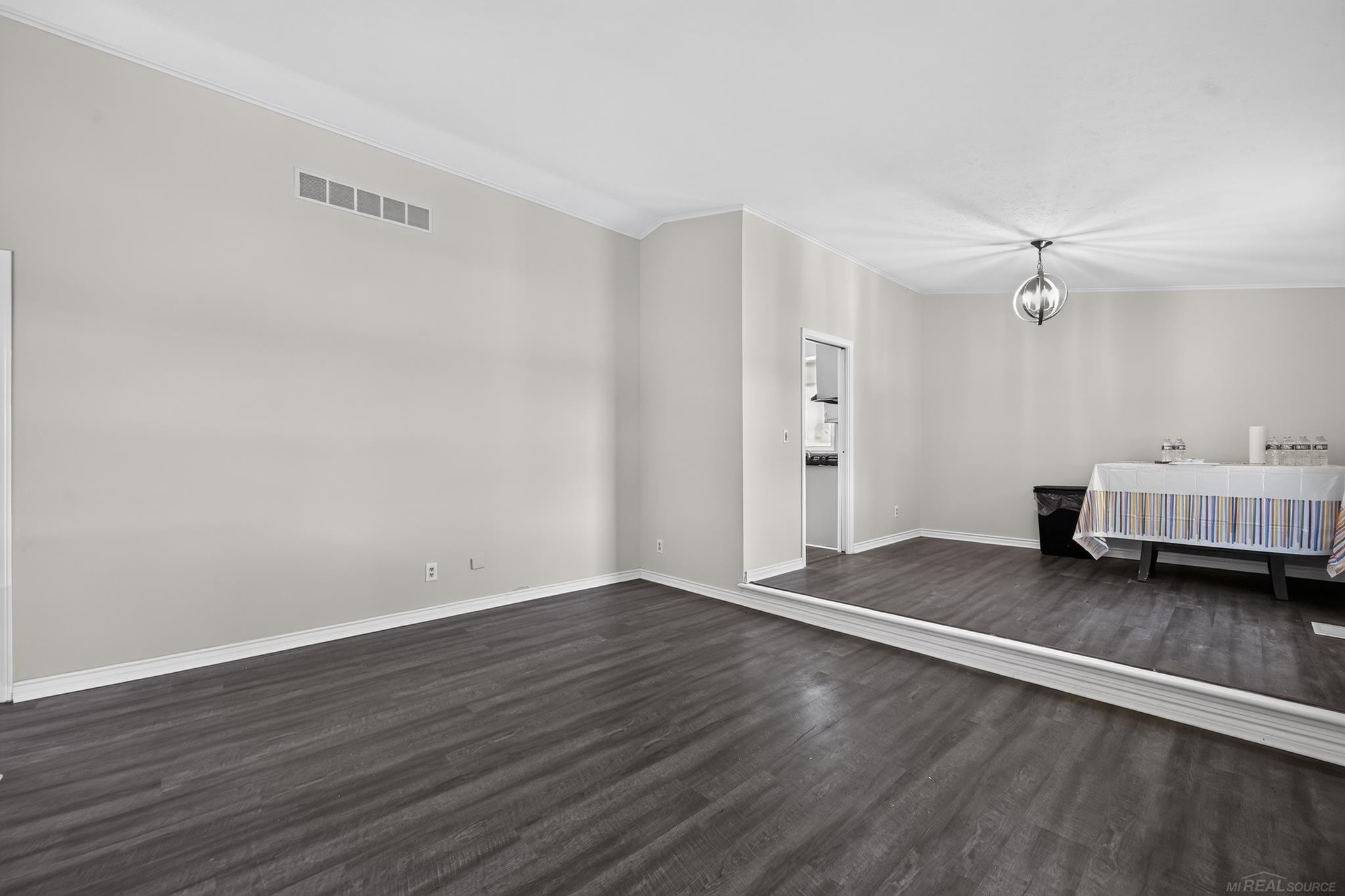 6611 Textile Road, Ypsilanti, MI 48197 — Photo 12