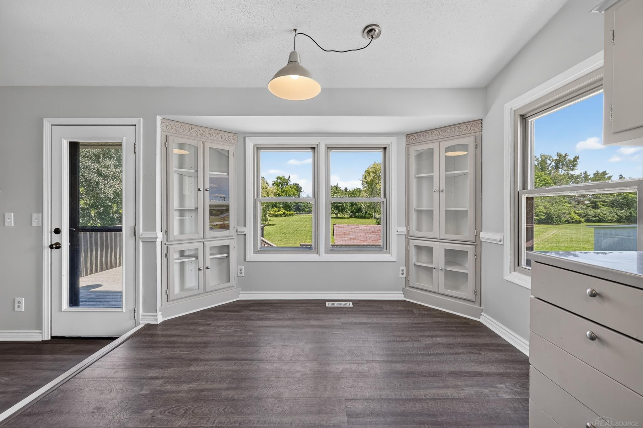 6611 Textile Road, Ypsilanti, MI 48197 — Photo 18