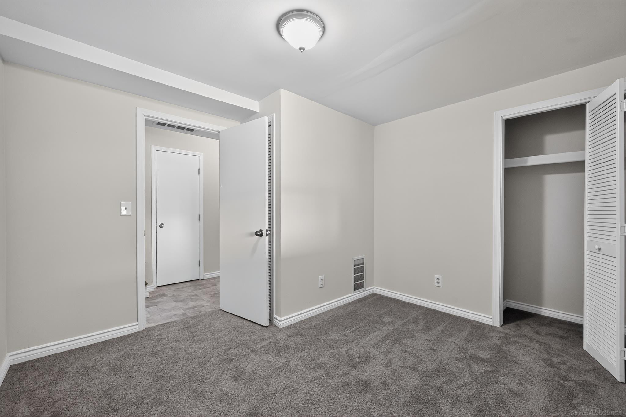 6611 Textile Road, Ypsilanti, MI 48197 — Photo 34