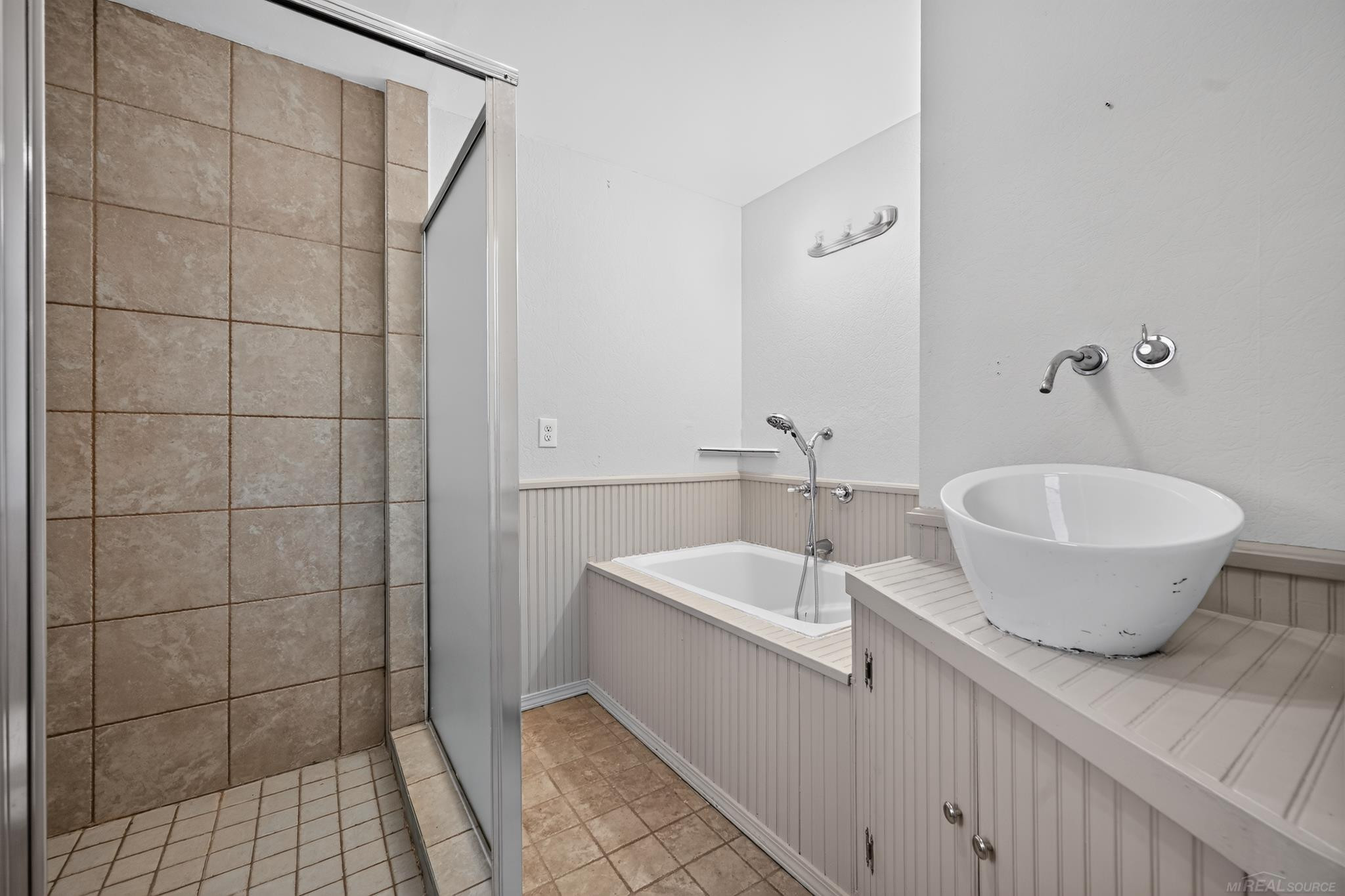 6611 Textile Road, Ypsilanti, MI 48197 — Photo 51