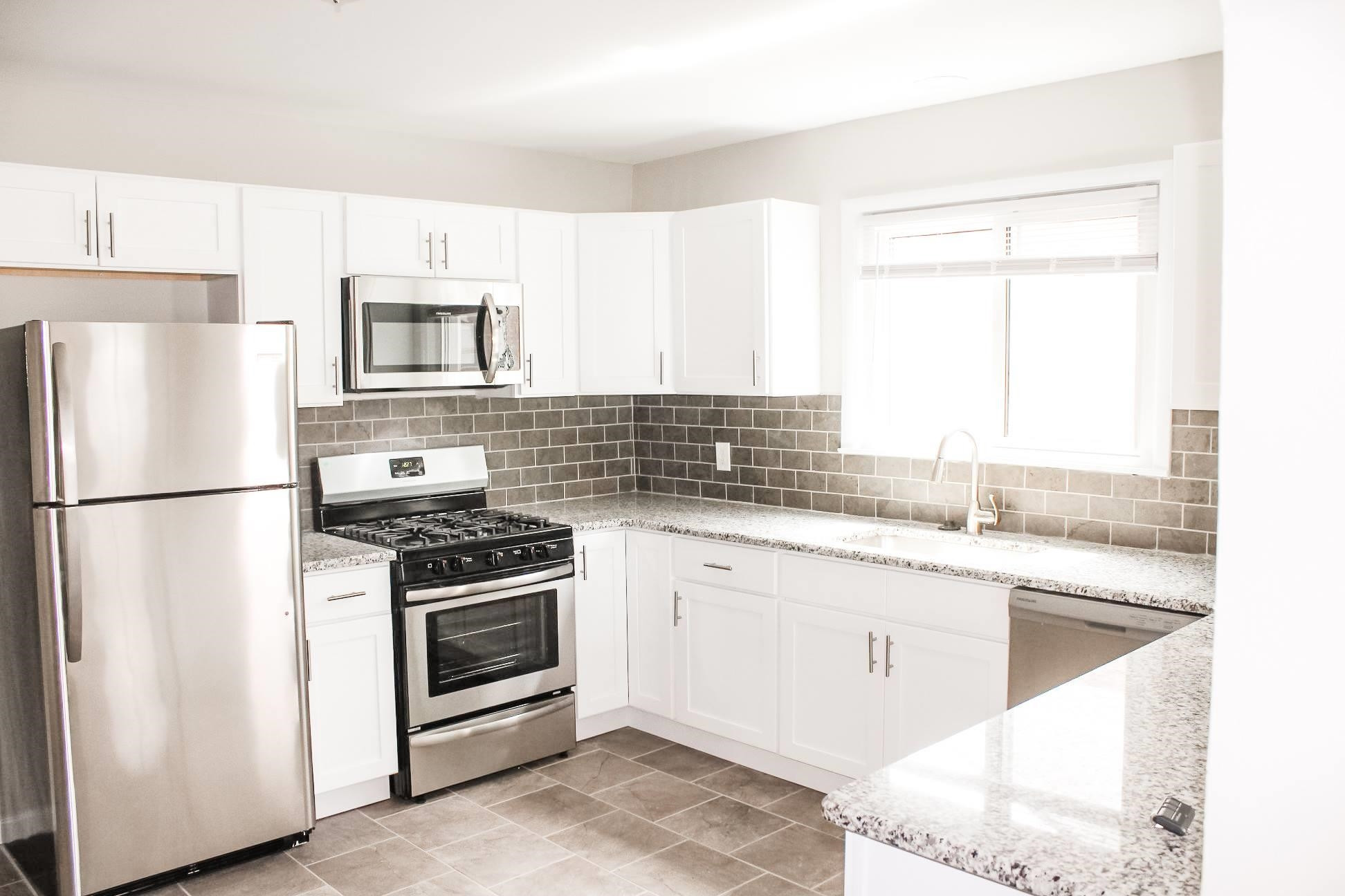 26096 Delton Street, MI 48071 — Photo 14