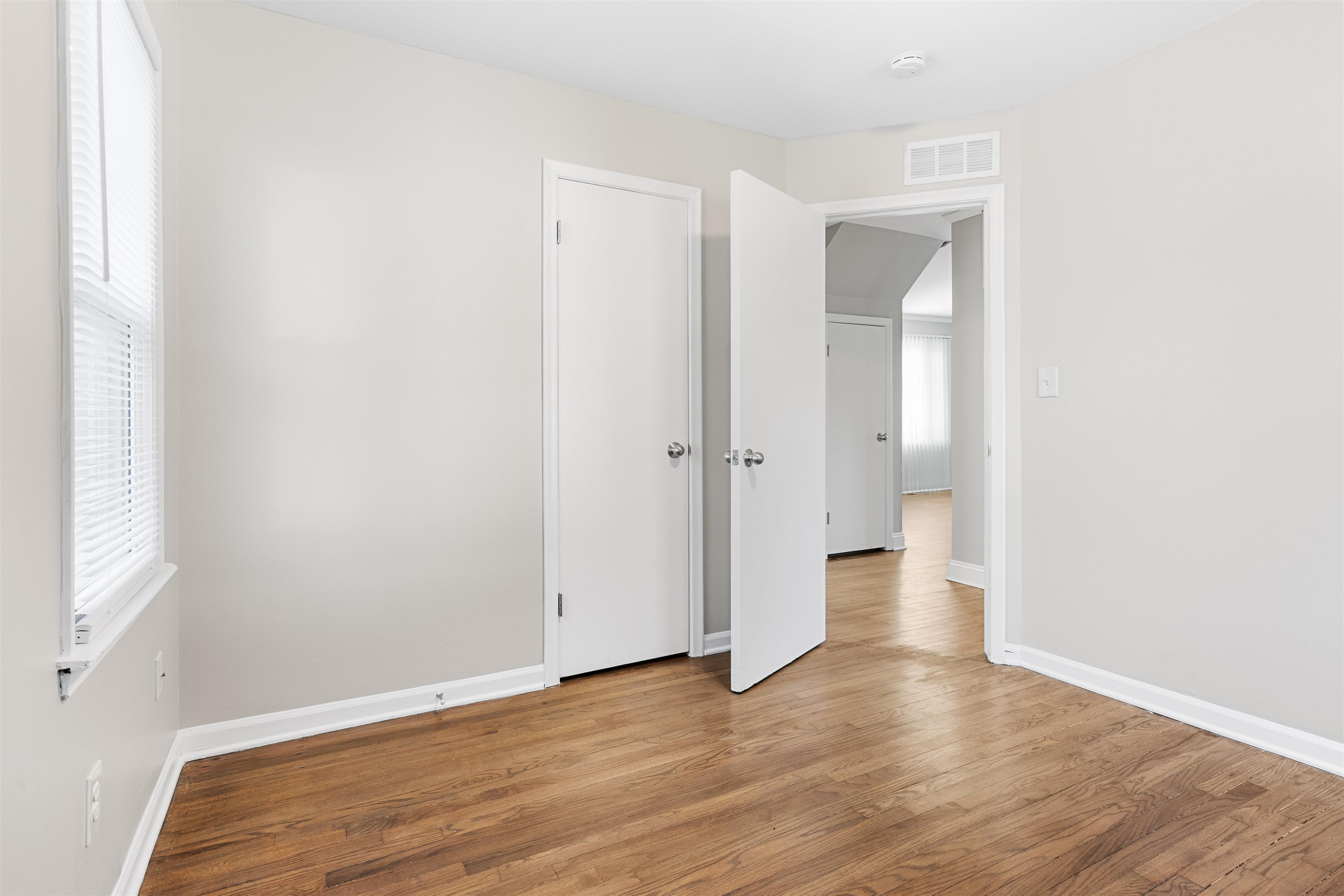 21925 Elroy Avenue, Warren, MI 48089 — Photo 6