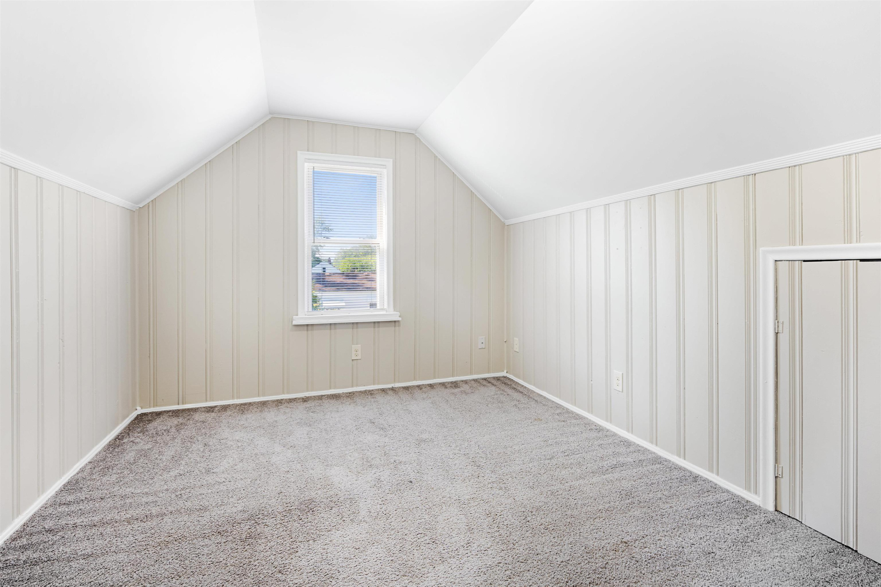 21925 Elroy Avenue, Warren, MI 48089 — Photo 10
