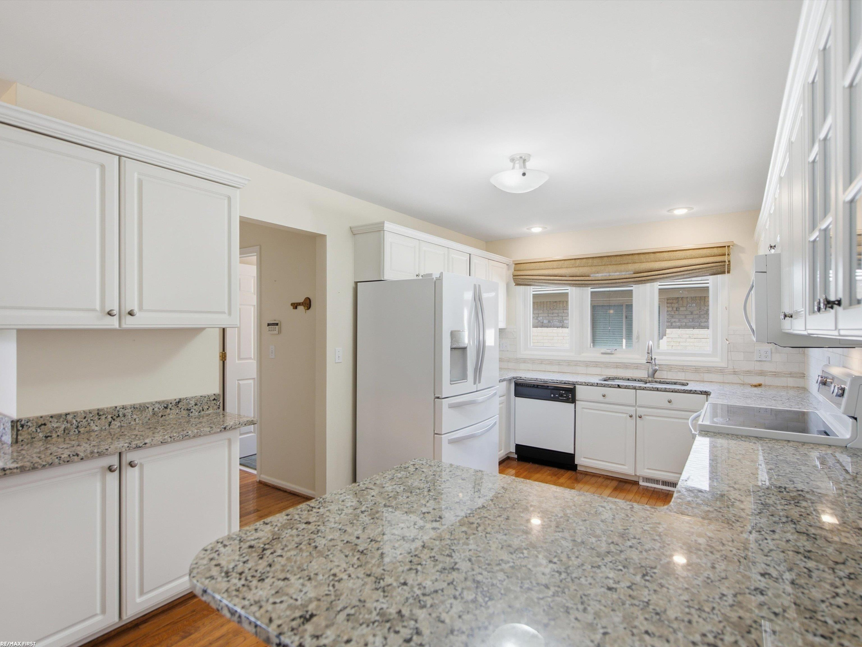 6737 Copper Creek Drive, Washington, MI — Photo 13