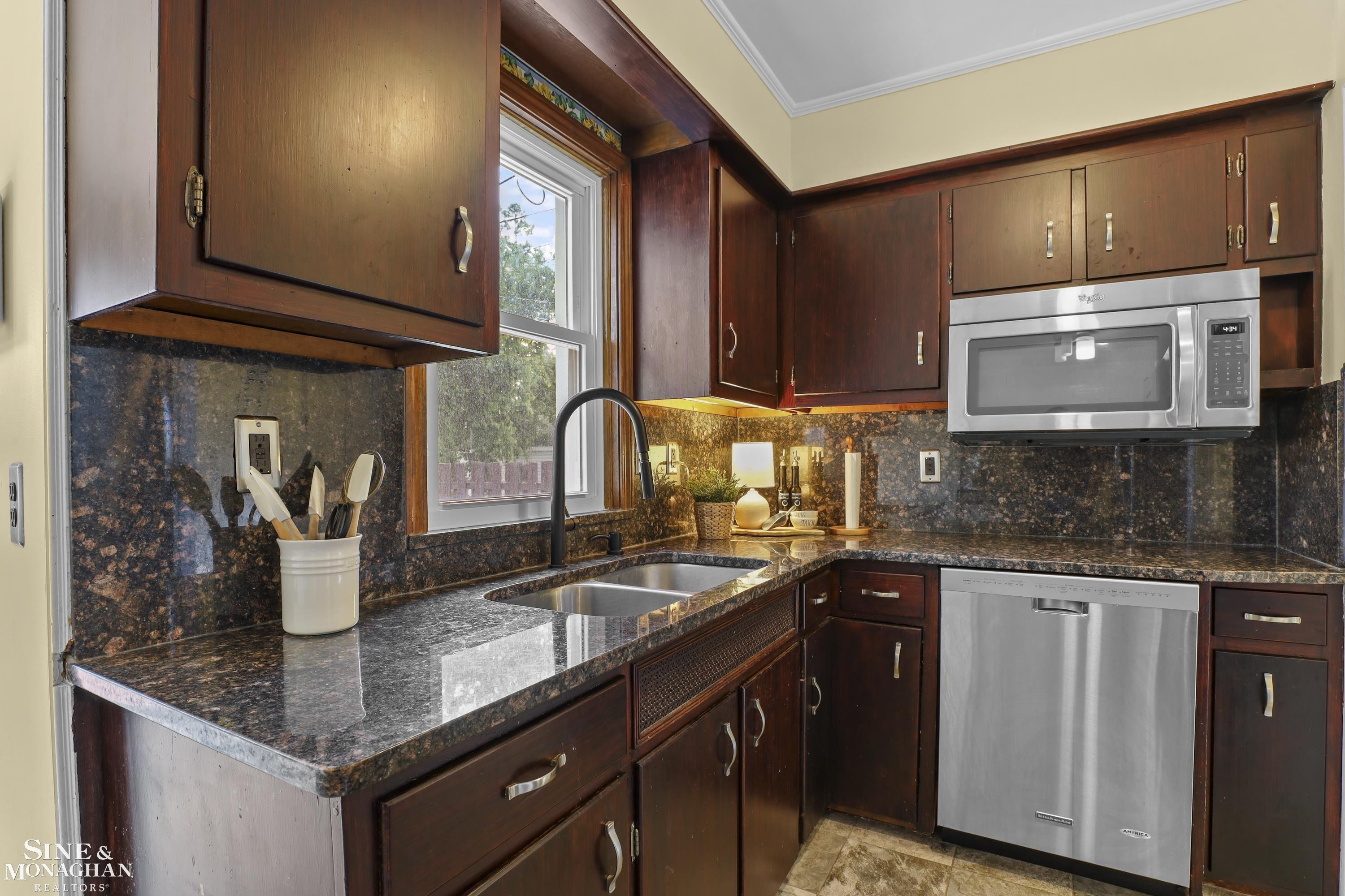 16532 Rosemary Street, Fraser, MI 48026 — Photo 13