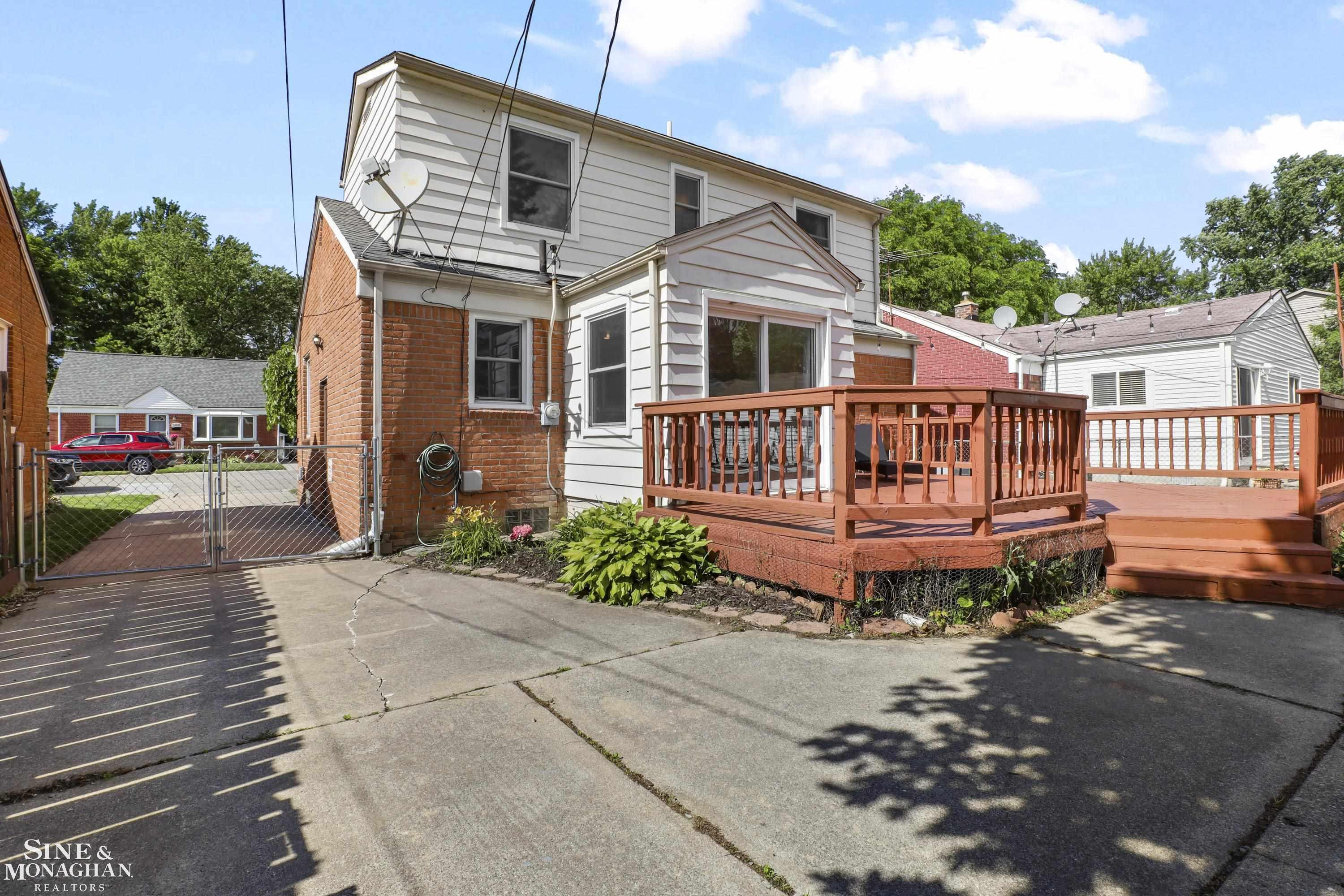 16532 Rosemary Street, Fraser, MI 48026 — Photo 30