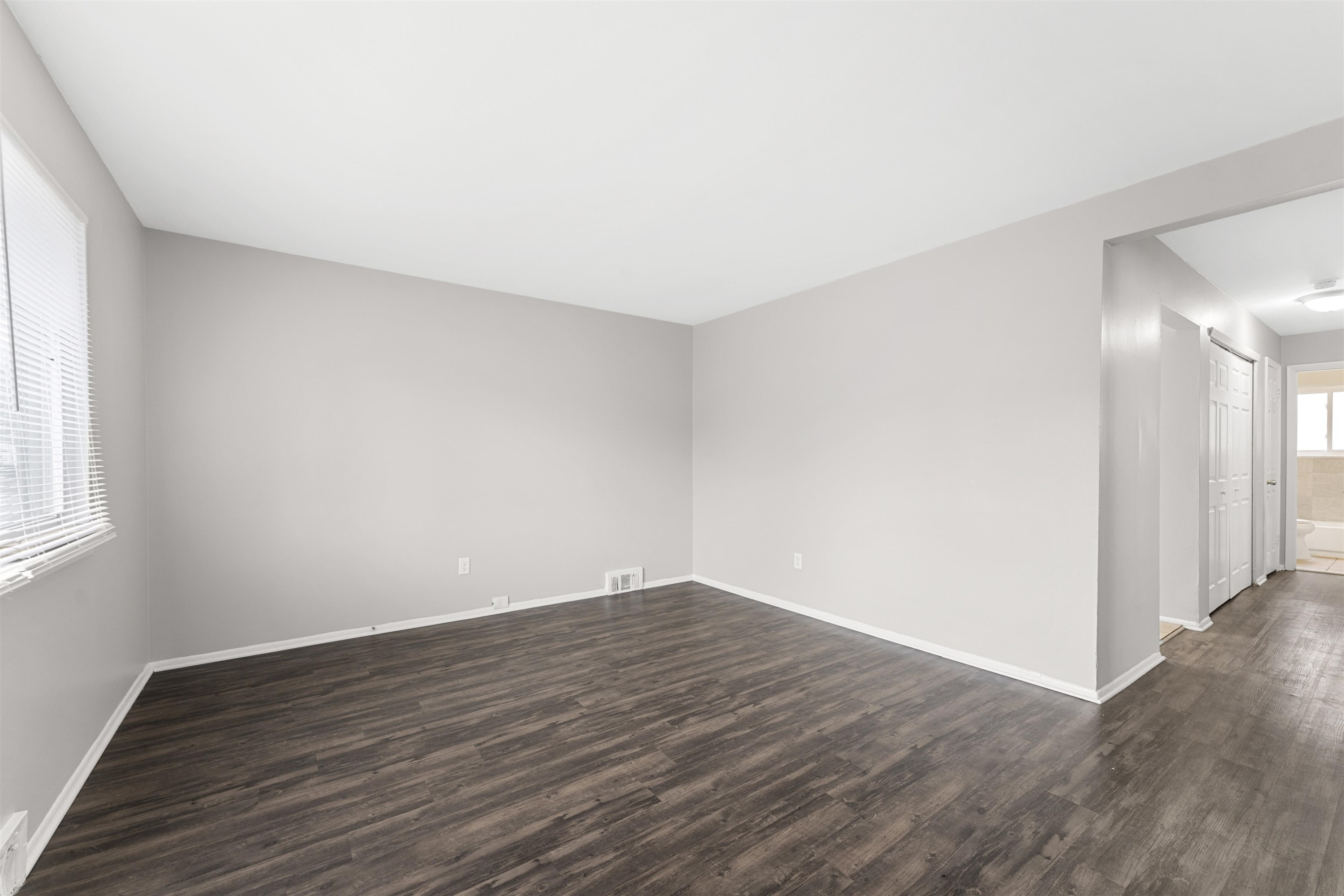 11043 Hupp Avenue, Warren, MI 48089 — Photo 2