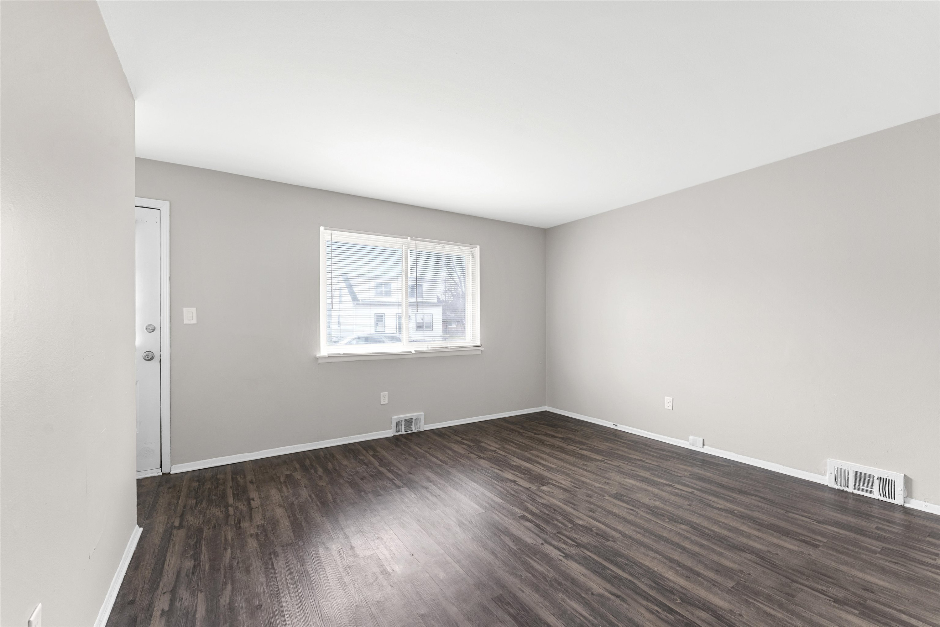 11043 Hupp Avenue, Warren, MI 48089 — Photo 3