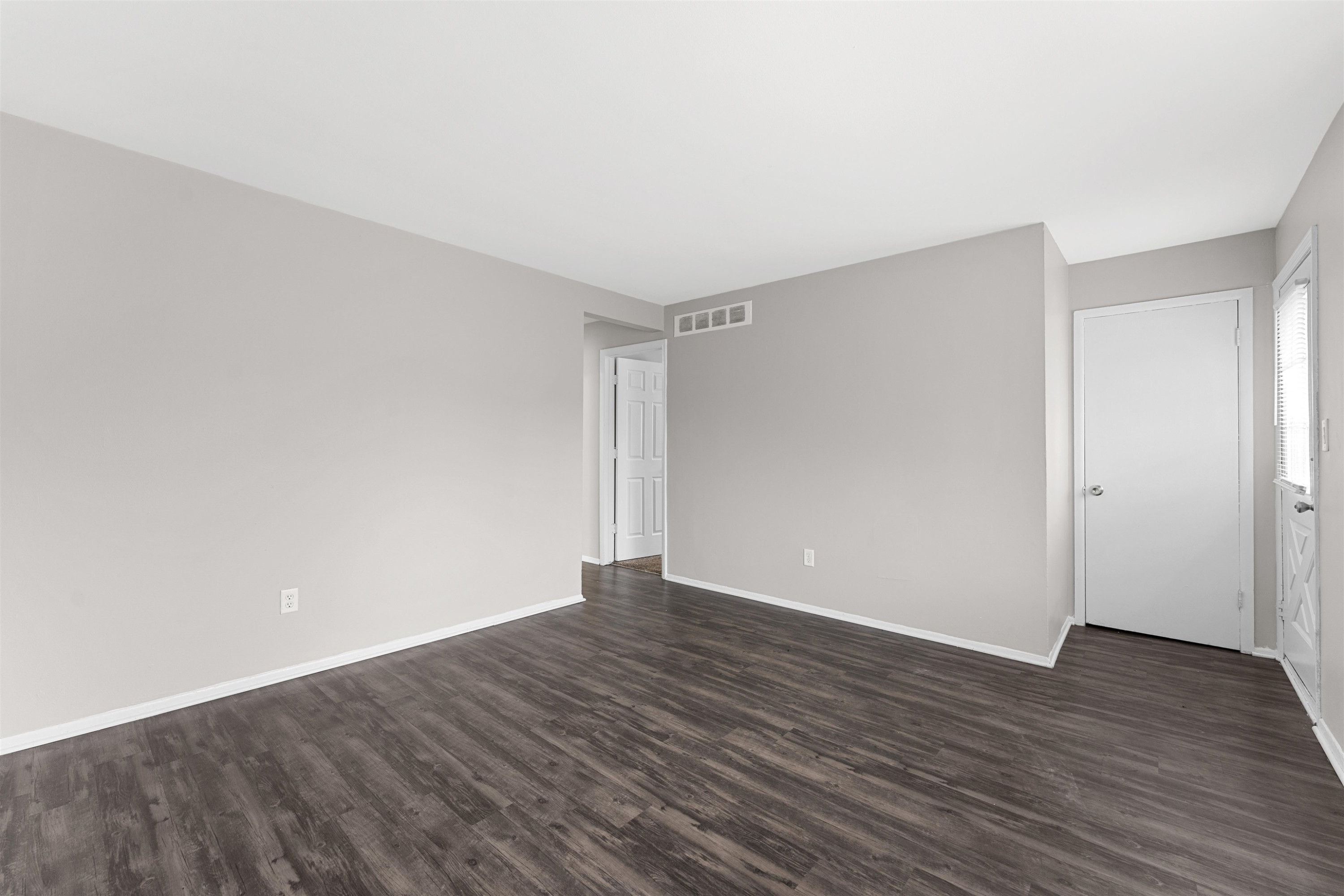 11043 Hupp Avenue, Warren, MI 48089 — Photo 4