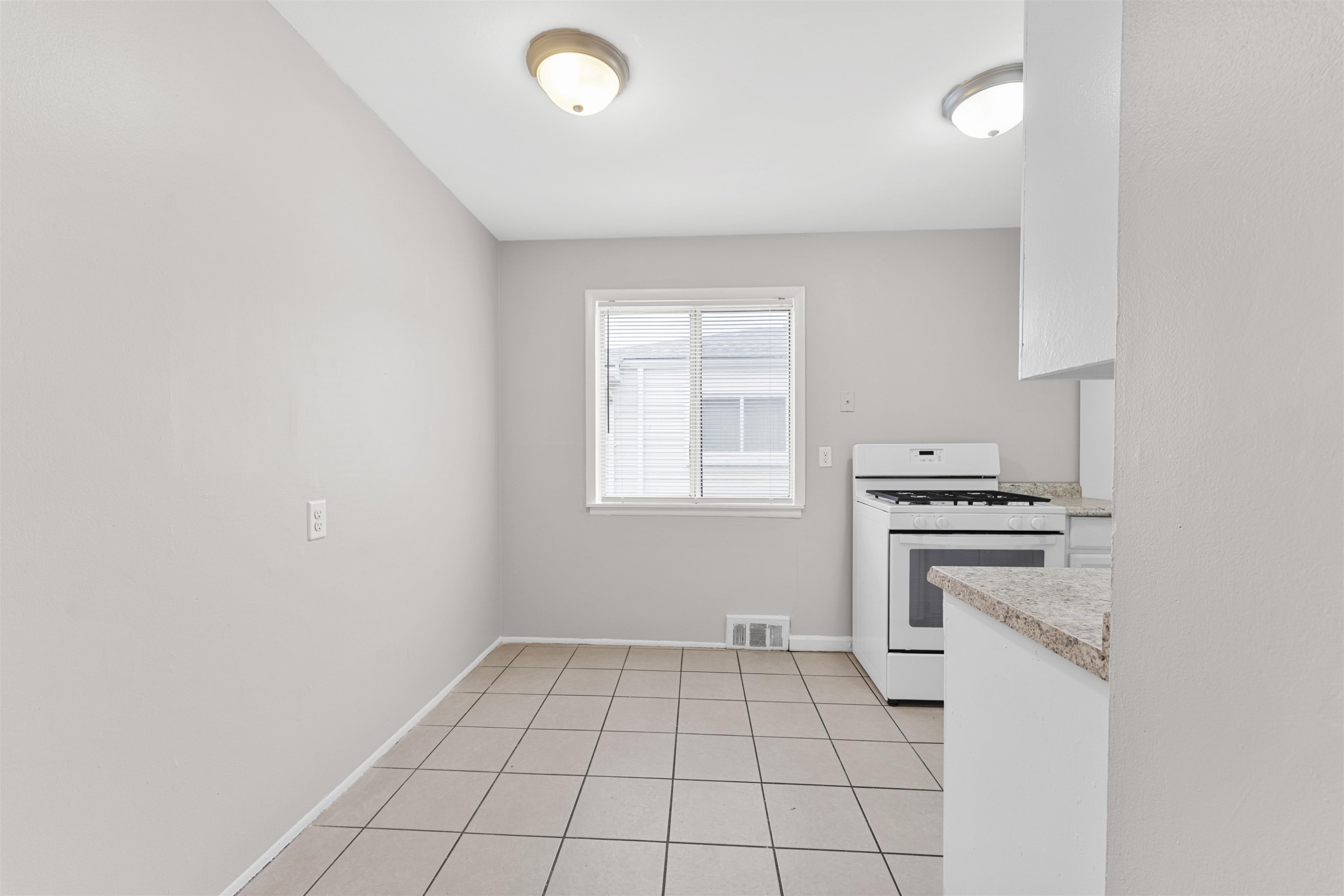 11043 Hupp Avenue, Warren, MI 48089 — Photo 5
