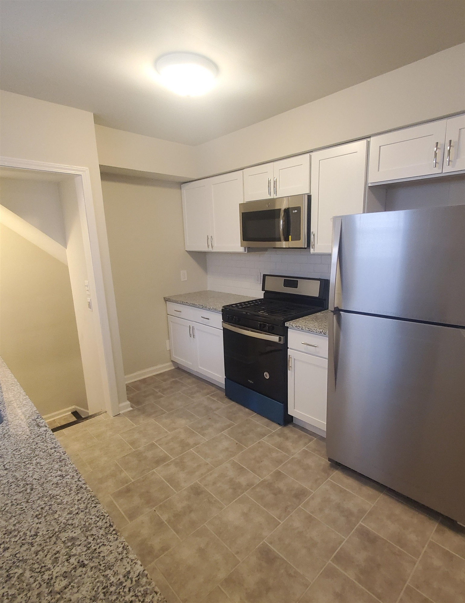 15687 Ash Avenue, Eastpointe, MI 48021 — Photo 6