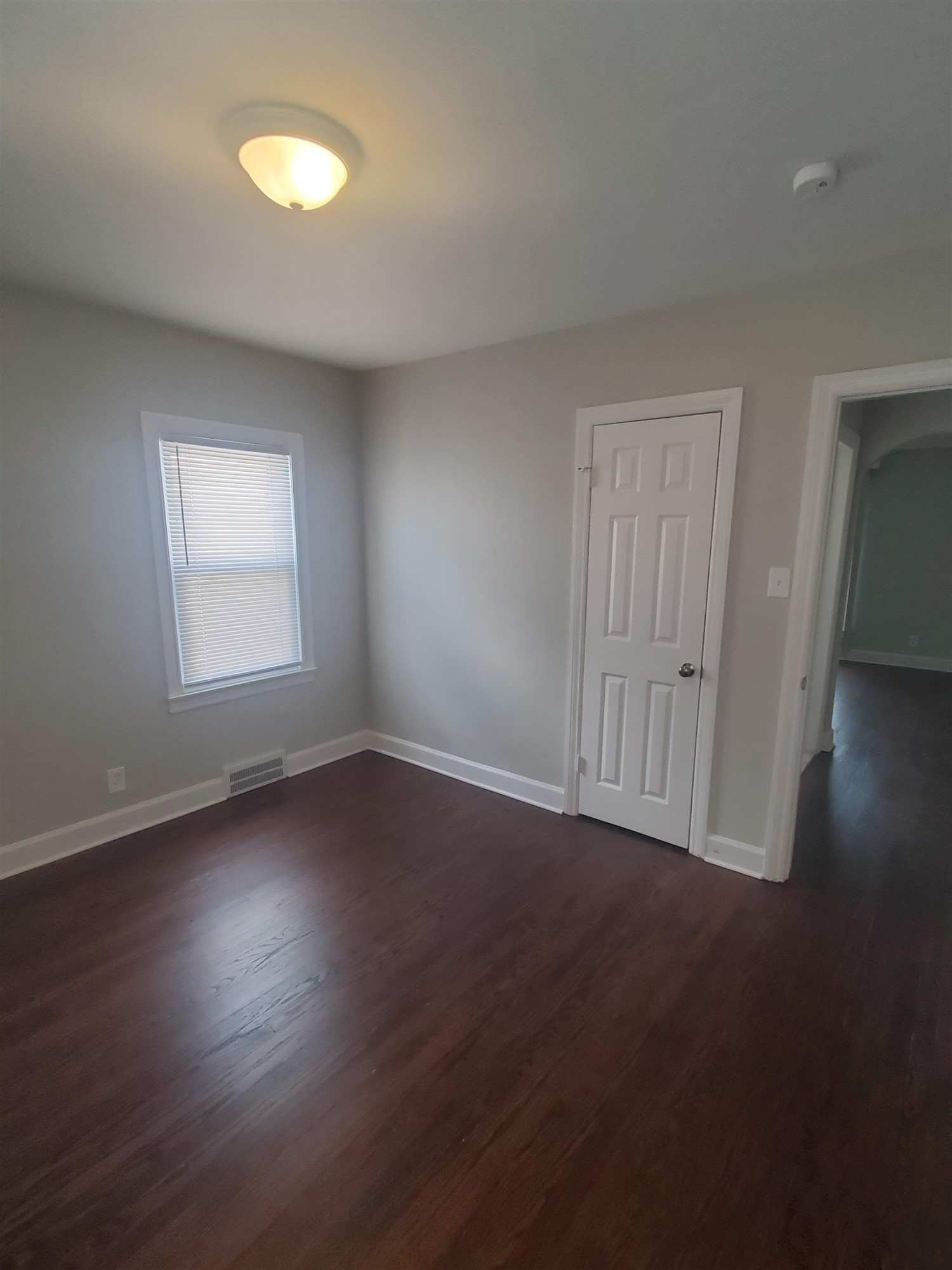 15687 Ash Avenue, Eastpointe, MI 48021 — Photo 12