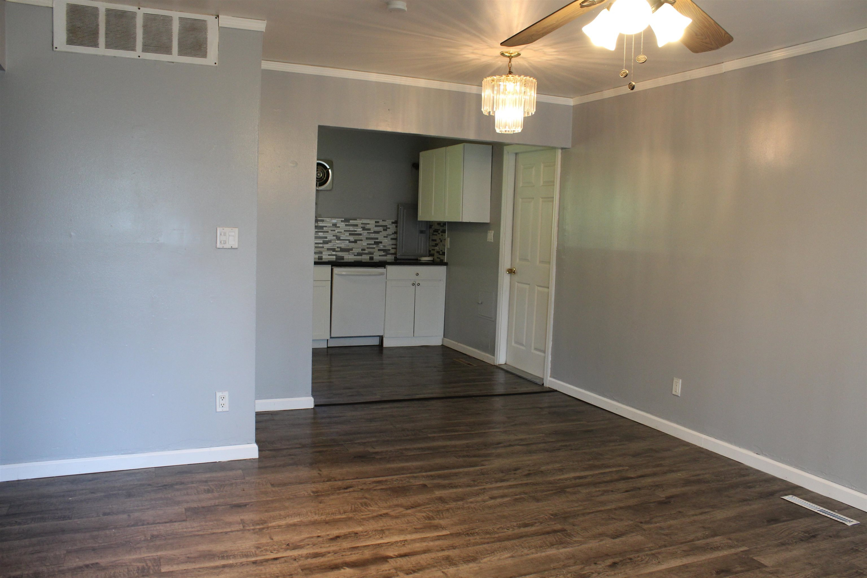 22020 Sunset Boulevard, Oak Park, MI 48237 — Photo 2