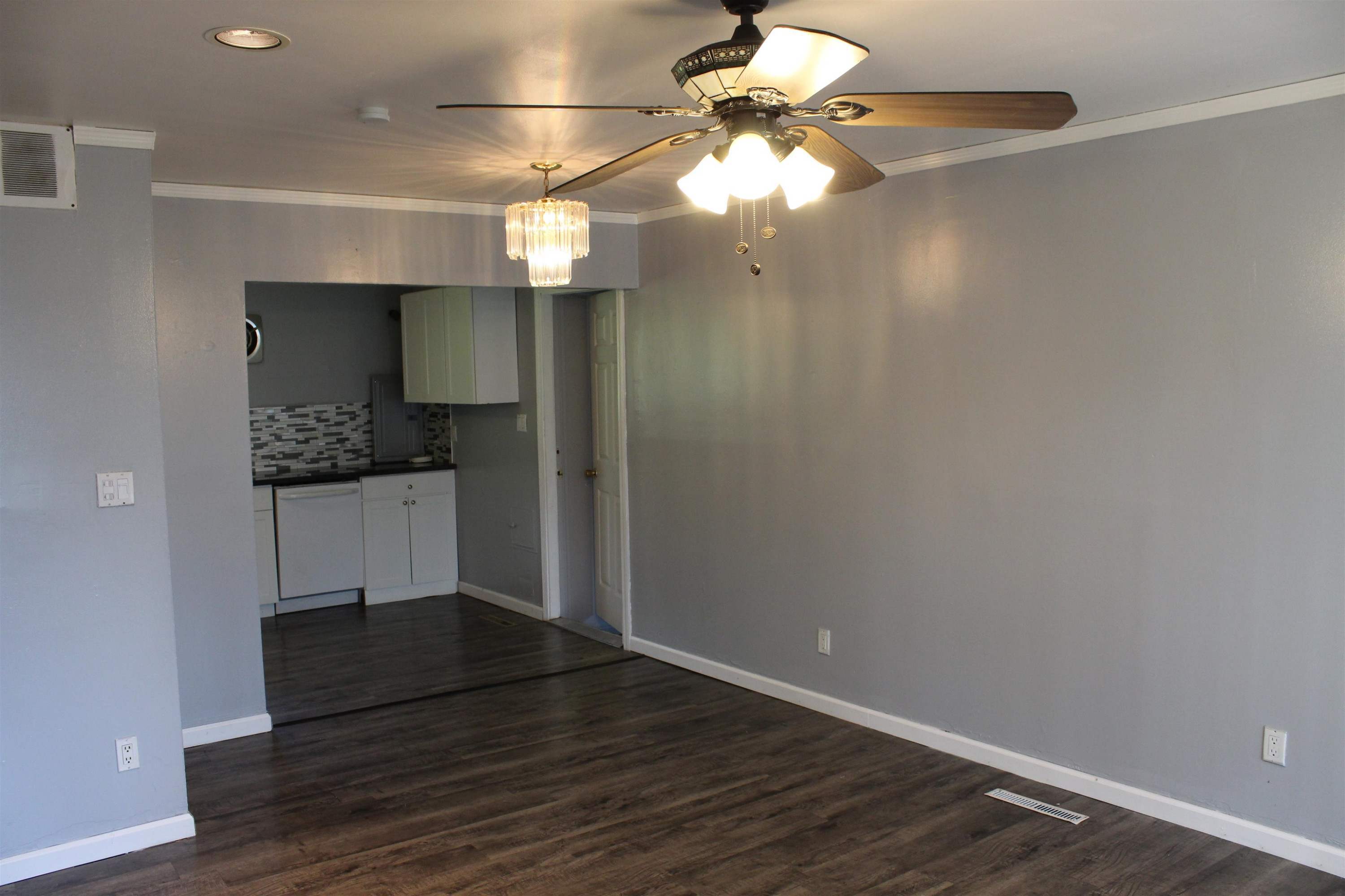 22020 Sunset Boulevard, Oak Park, MI 48237 — Photo 11