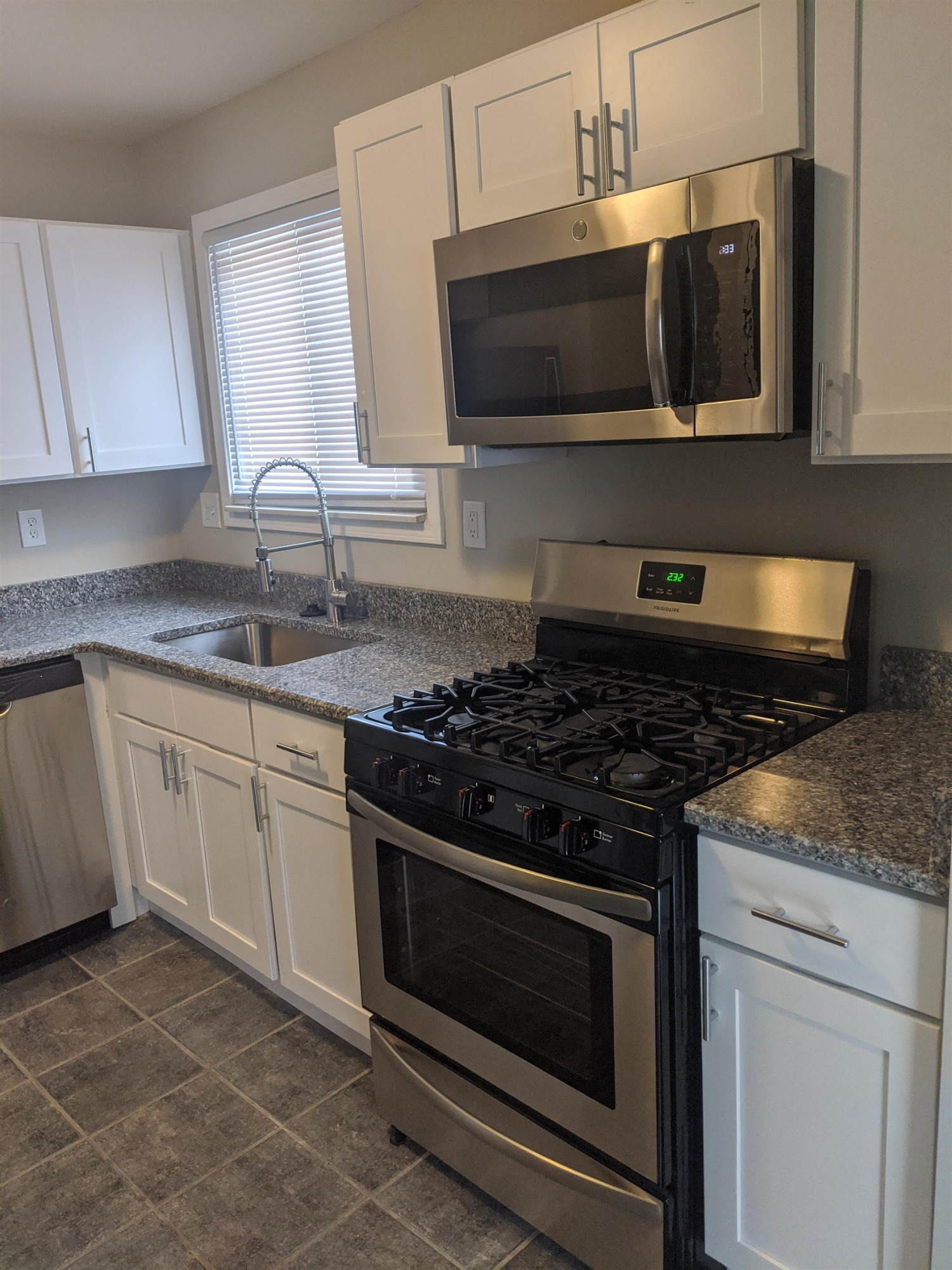 22020 Dante Street, Oak Park, MI 48237 — Photo 5