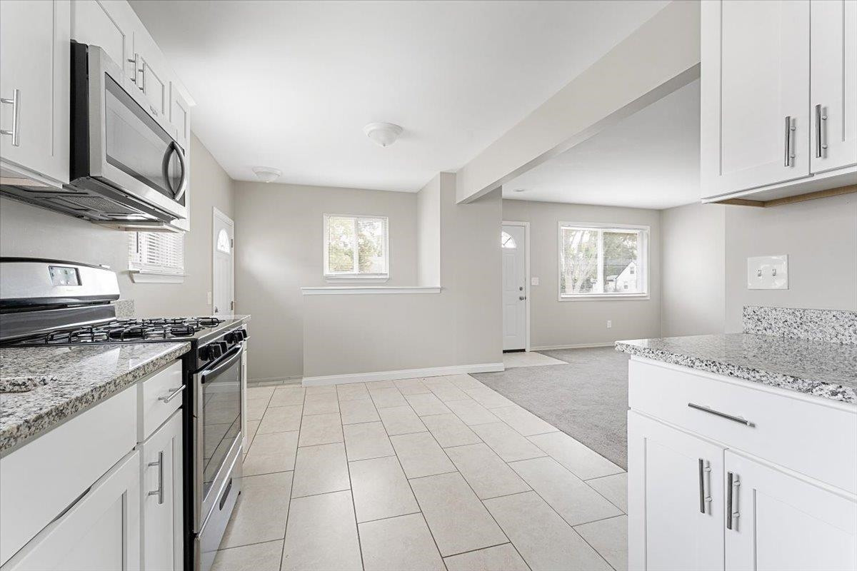 23021 Almond Avenue, Eastpointe, MI 48021 — Photo 5