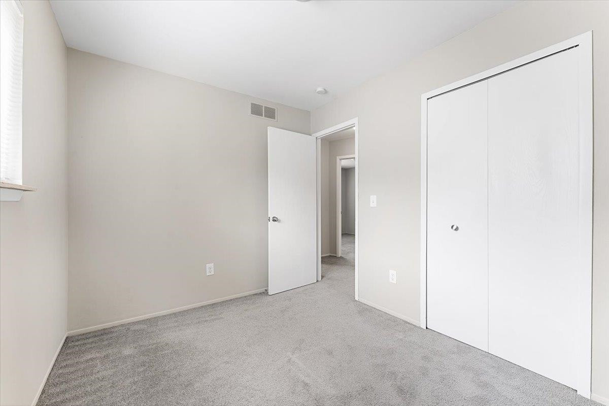 23021 Almond Avenue, Eastpointe, MI 48021 — Photo 7